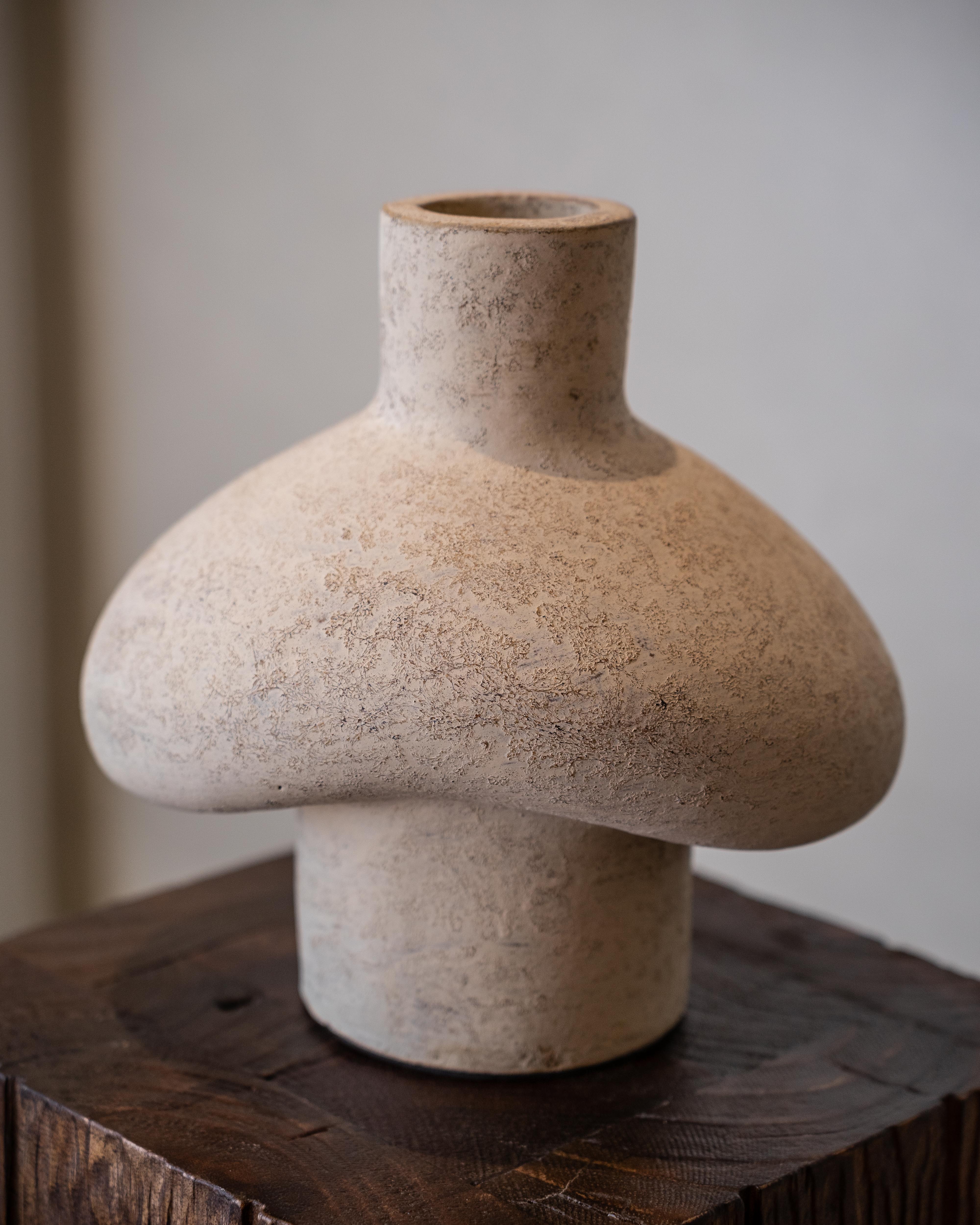 Tana Vessel
