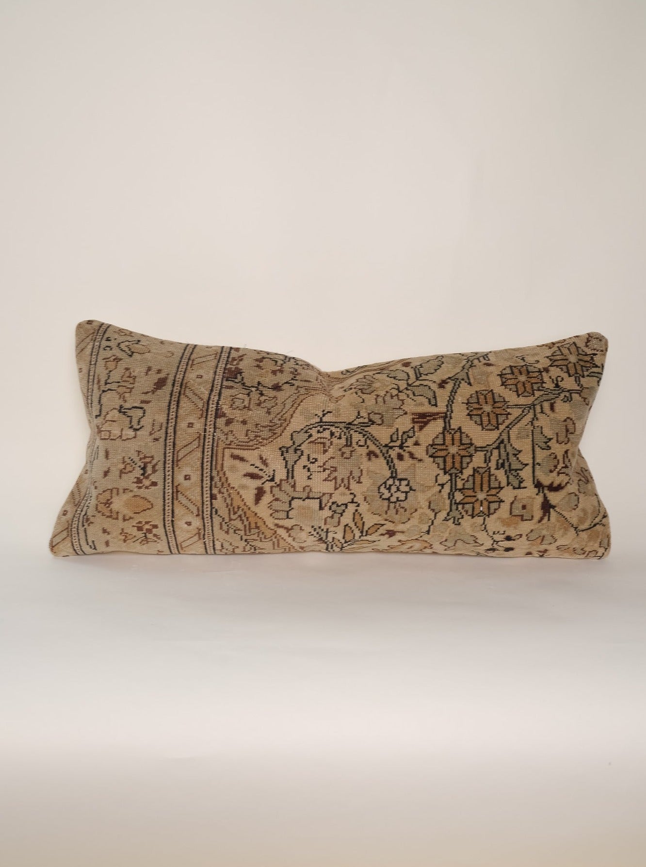 Amira Turkish Vintage Rug Lumbar