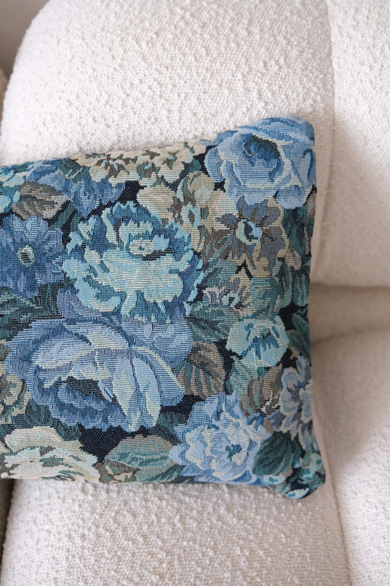 Celeste Reversible Tapestry Long Lumbar