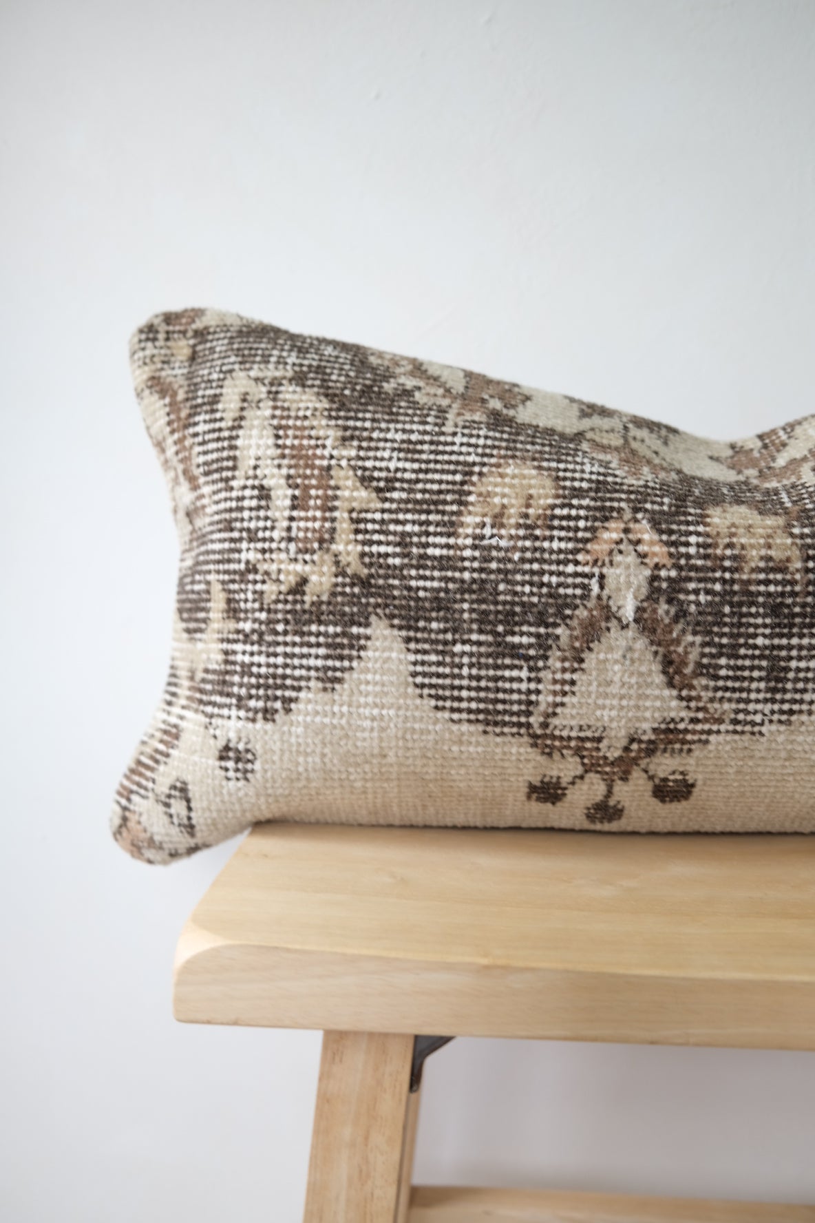 Soraya Turkish Lumbar