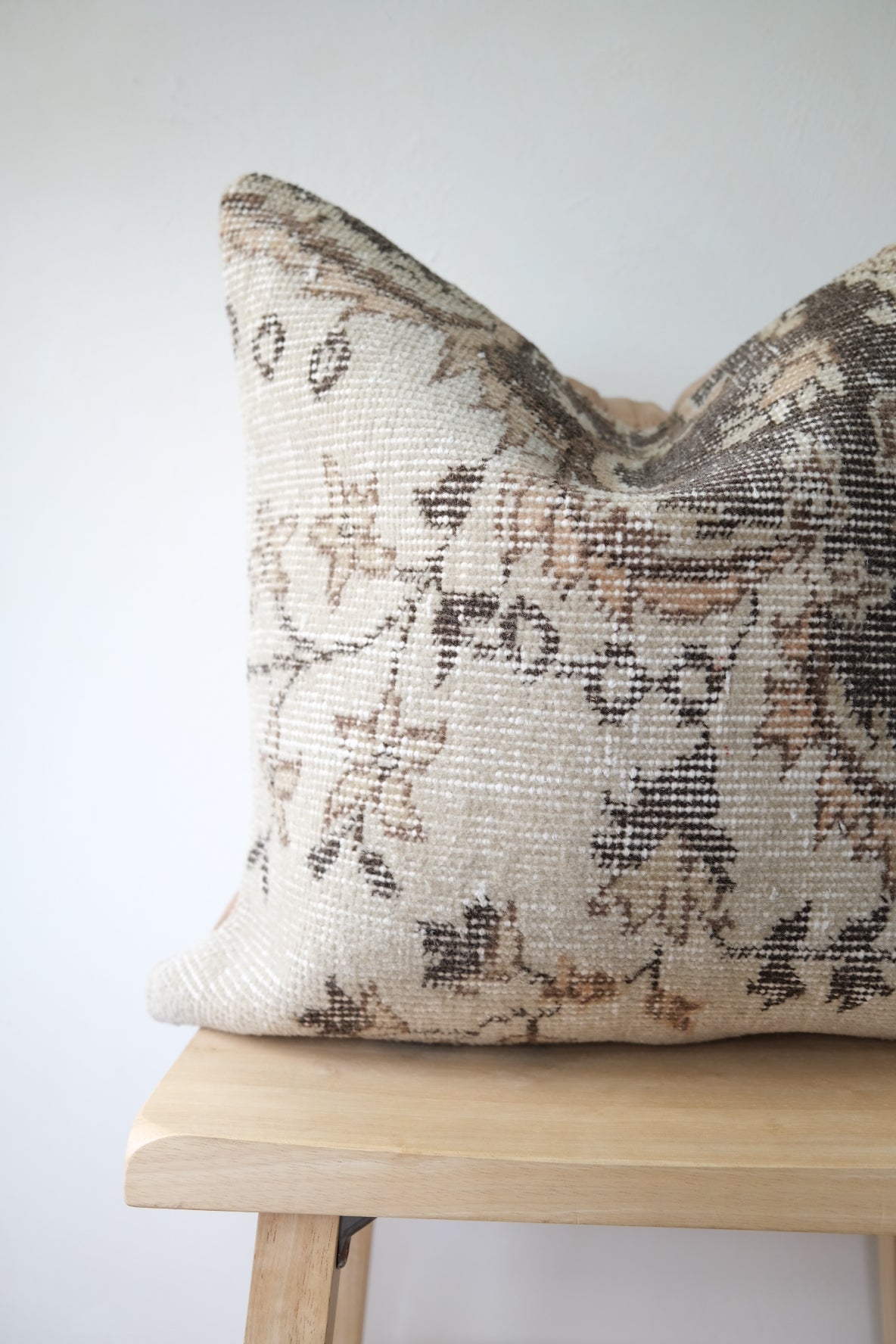 Soraya Turkish Pillow