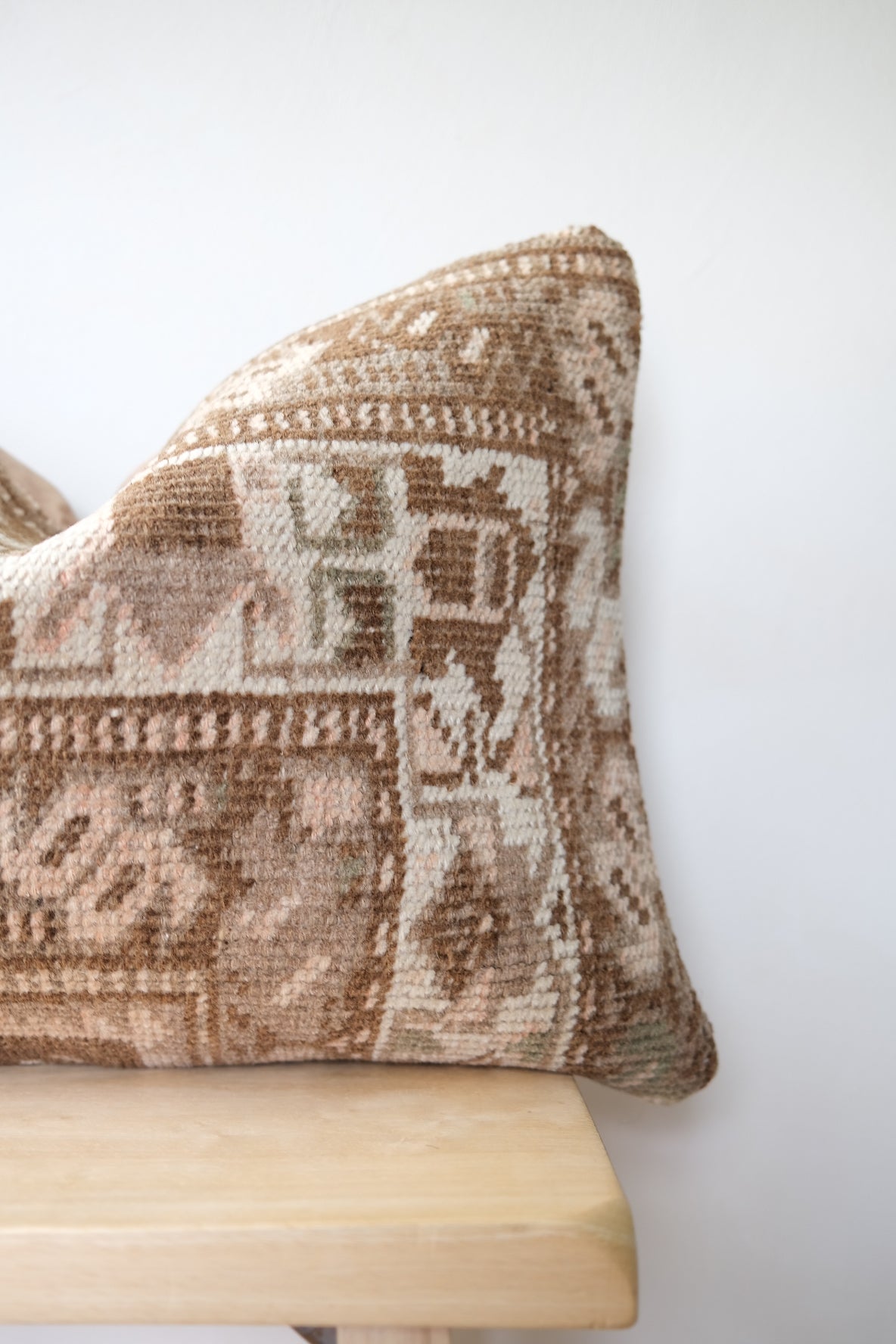 Sera Turkish Lumbar Var. 3