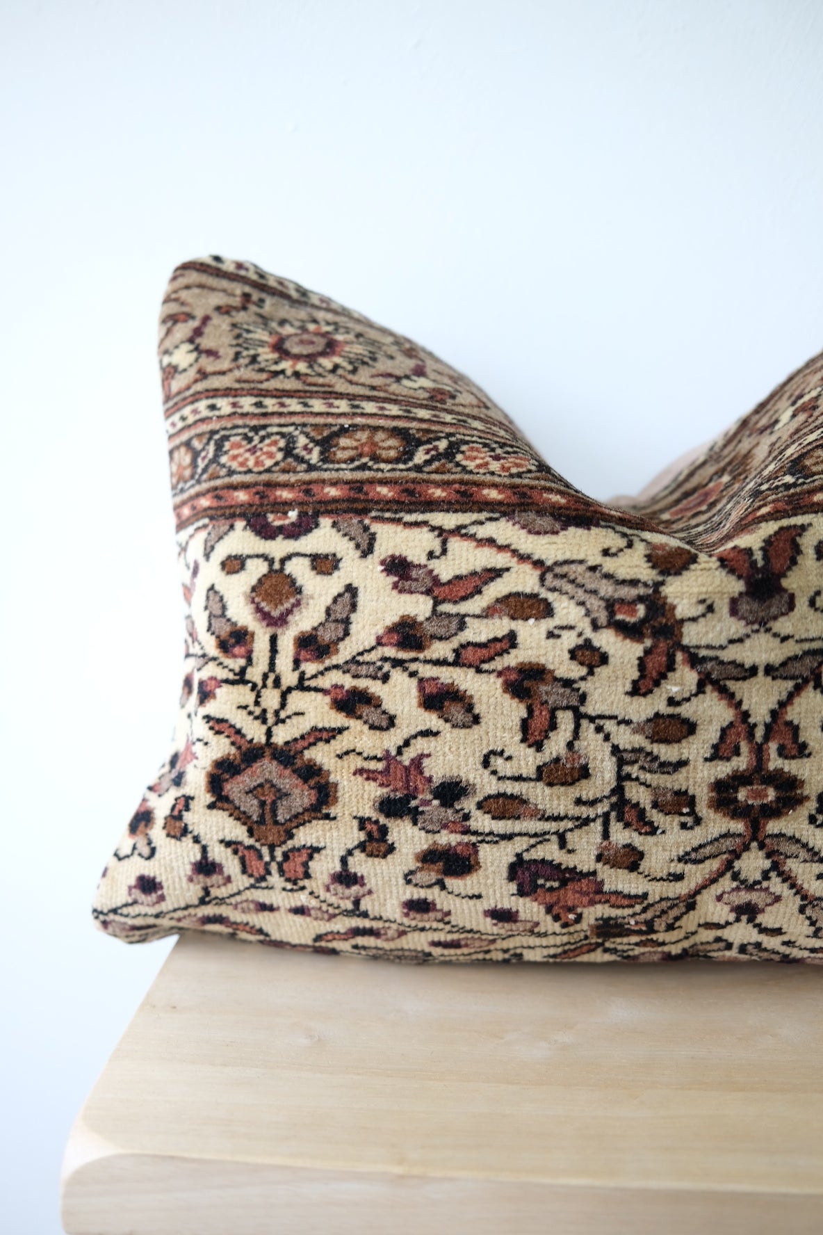Omar Turkish Lumbar Var. 3