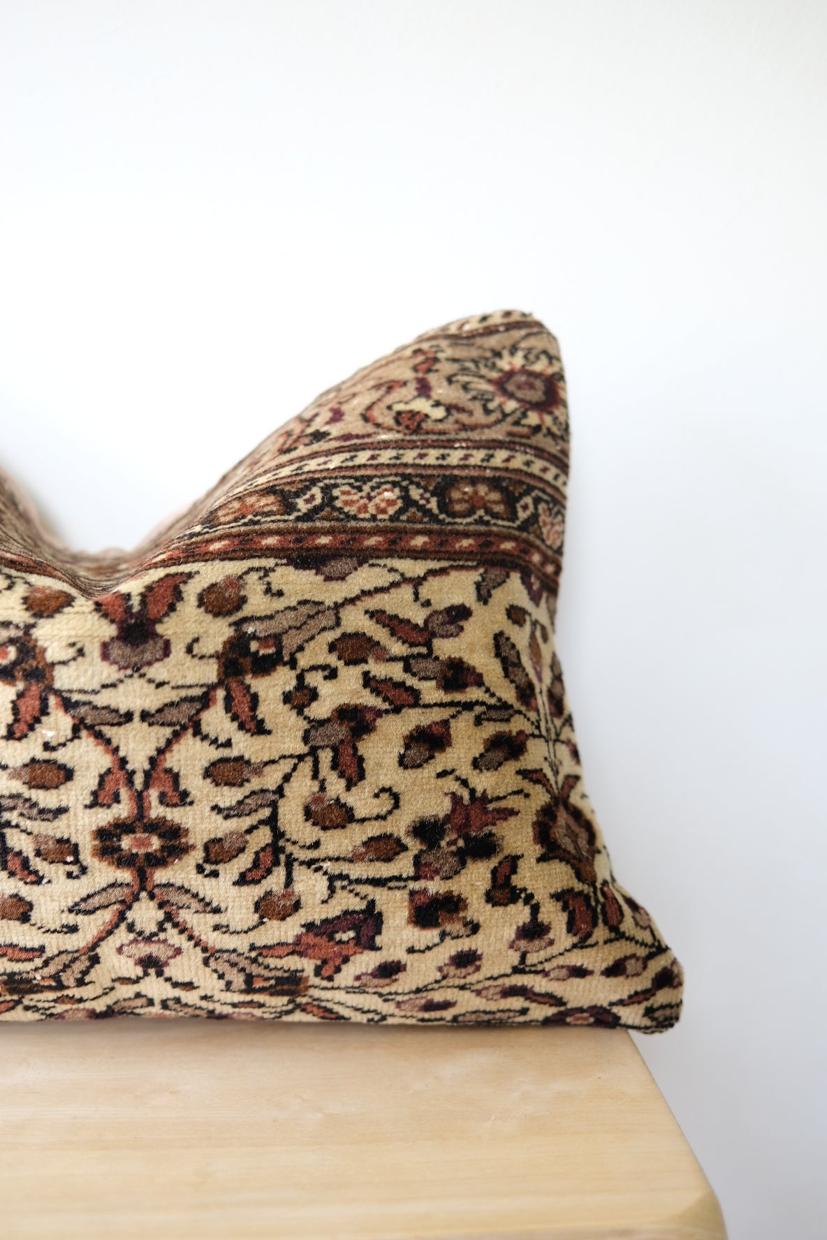 Omar Turkish Lumbar Var. 3