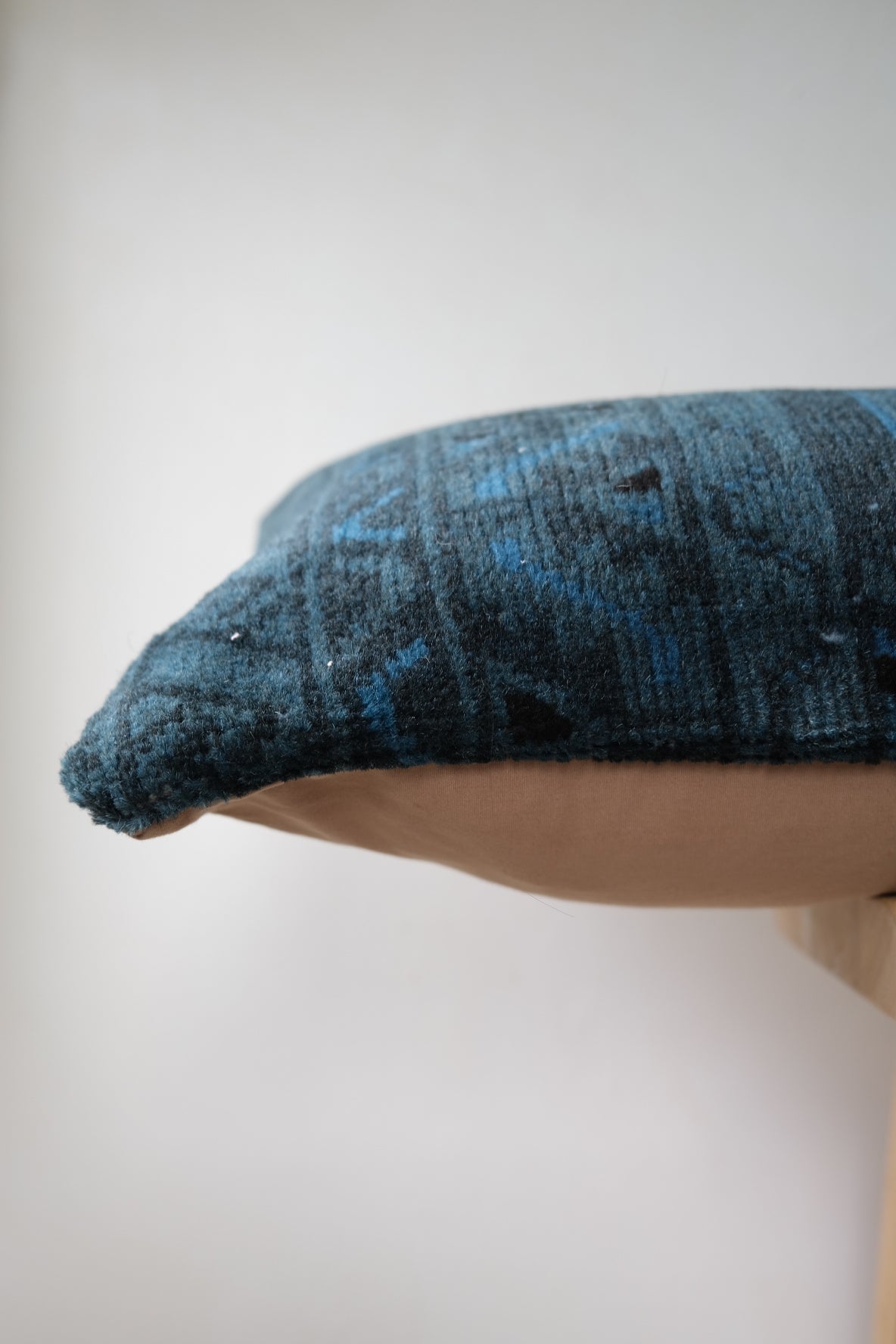 Zola Turkish Long Lumbar