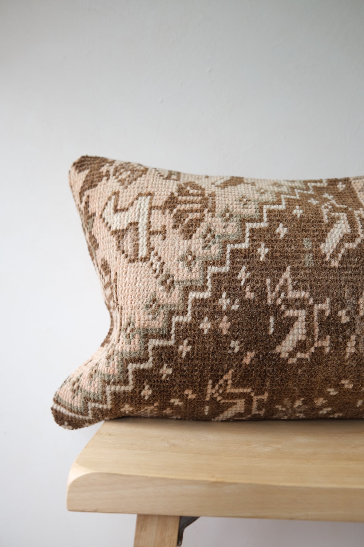 Sera Turkish Lumbar Var. 2