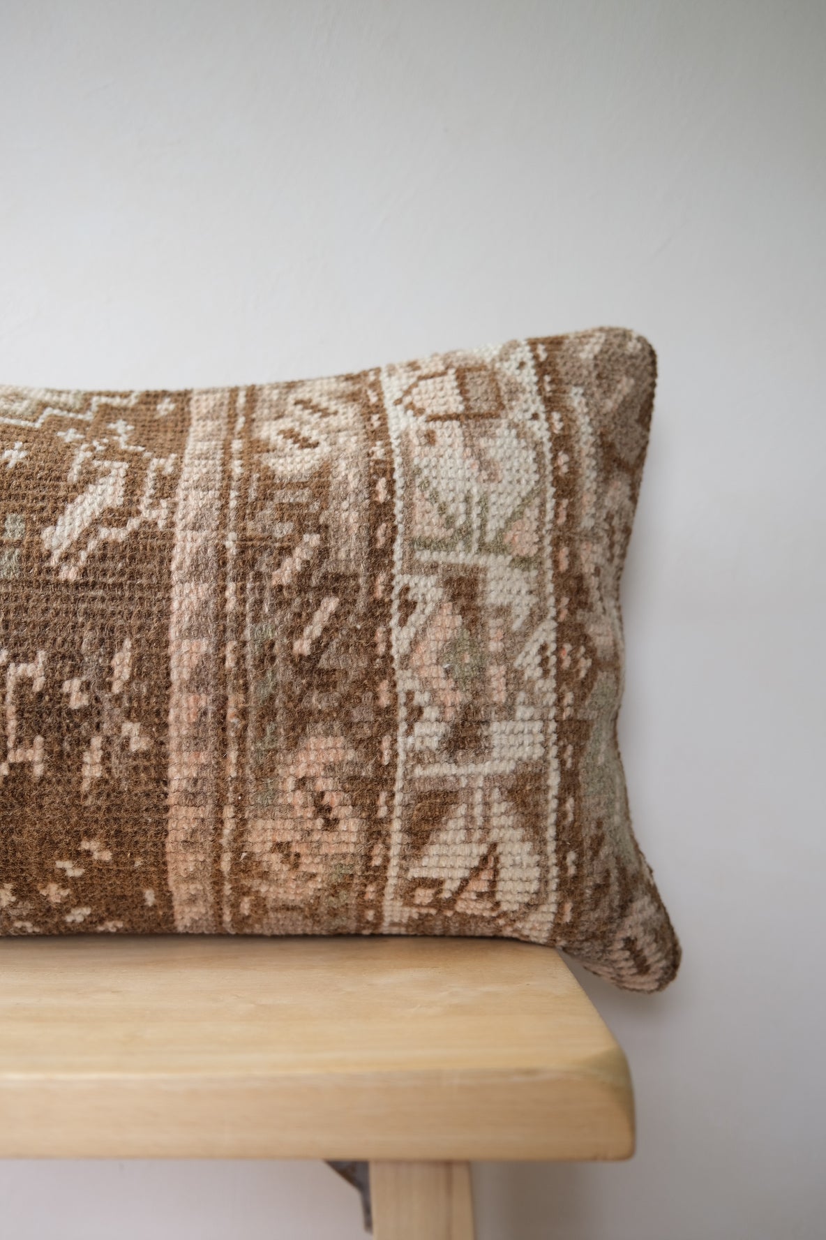 Sera Turkish Lumbar Var. 2