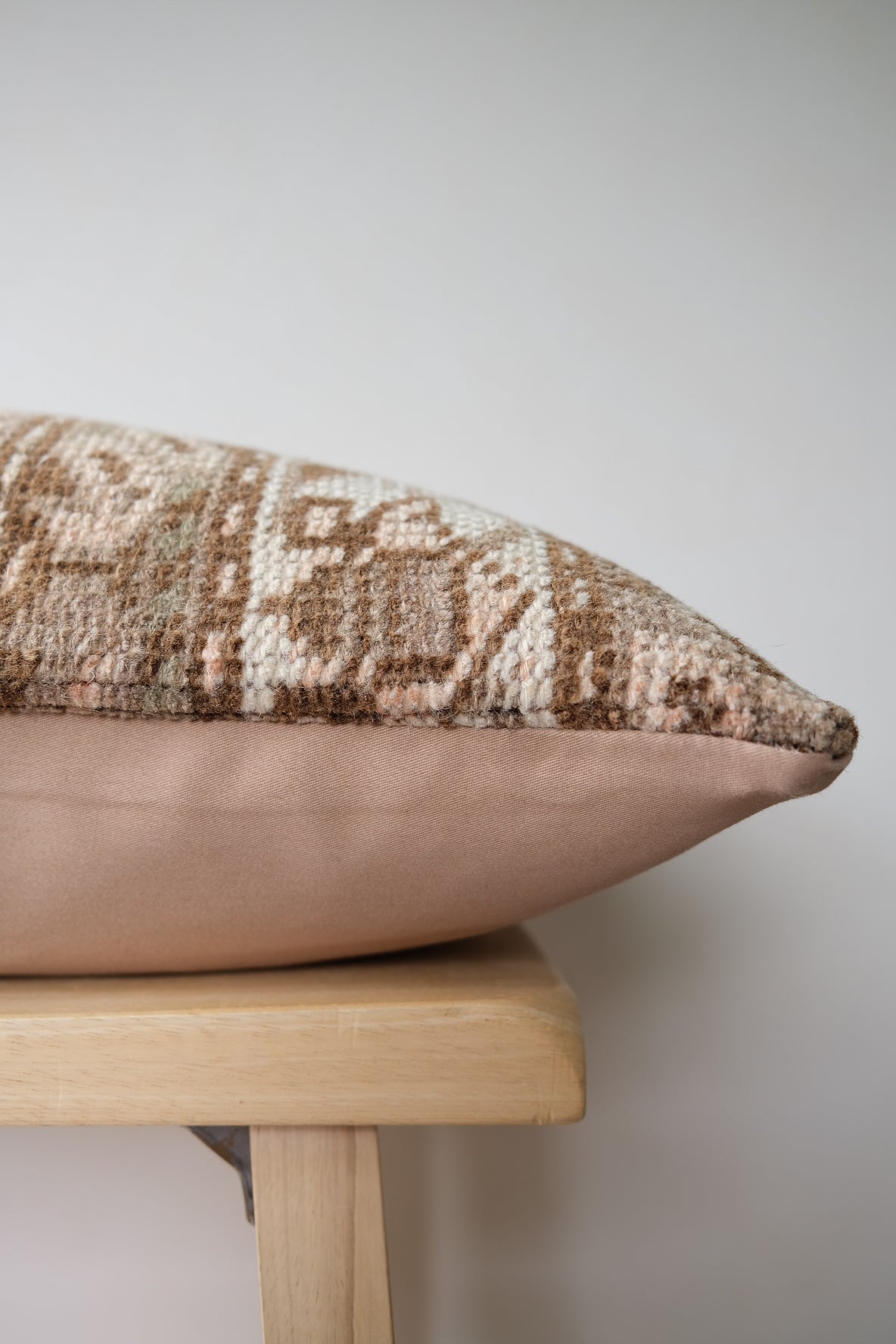 Sera Turkish Lumbar Var. 2