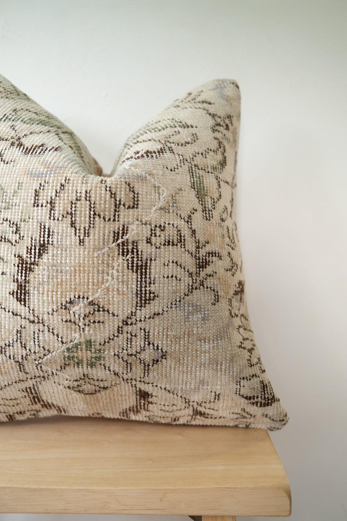 Charlie Turkish Pillow Var.2