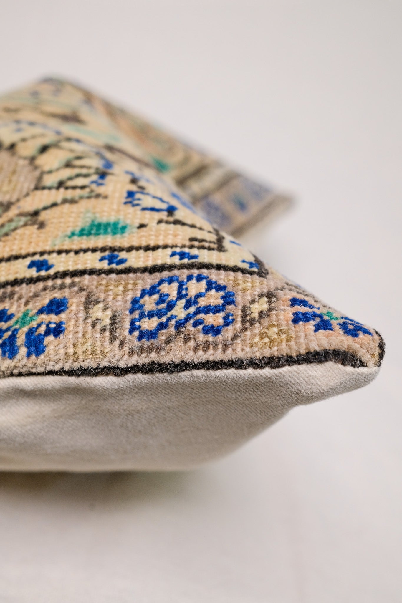 Fatma Turkish Vintage Rug Lumbar No. 1