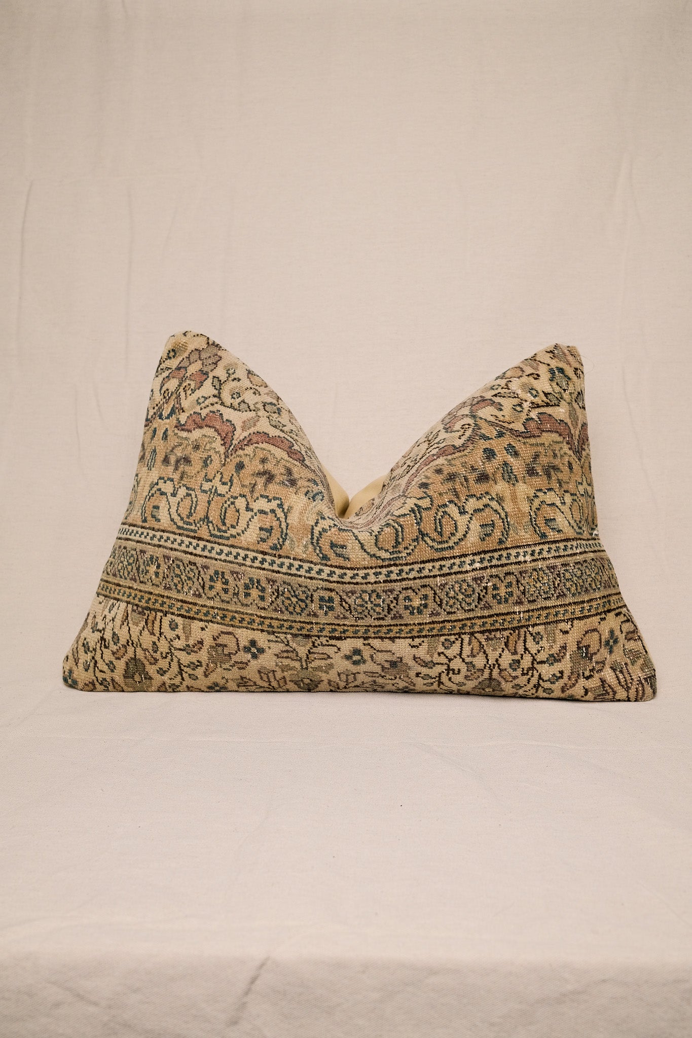 Suley Turkish Vintage Rug Lumbar No.2