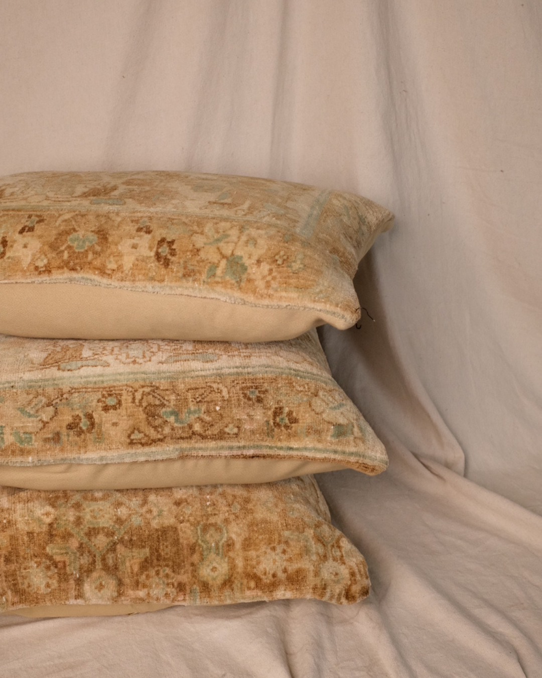 Isik Turkish Pillow