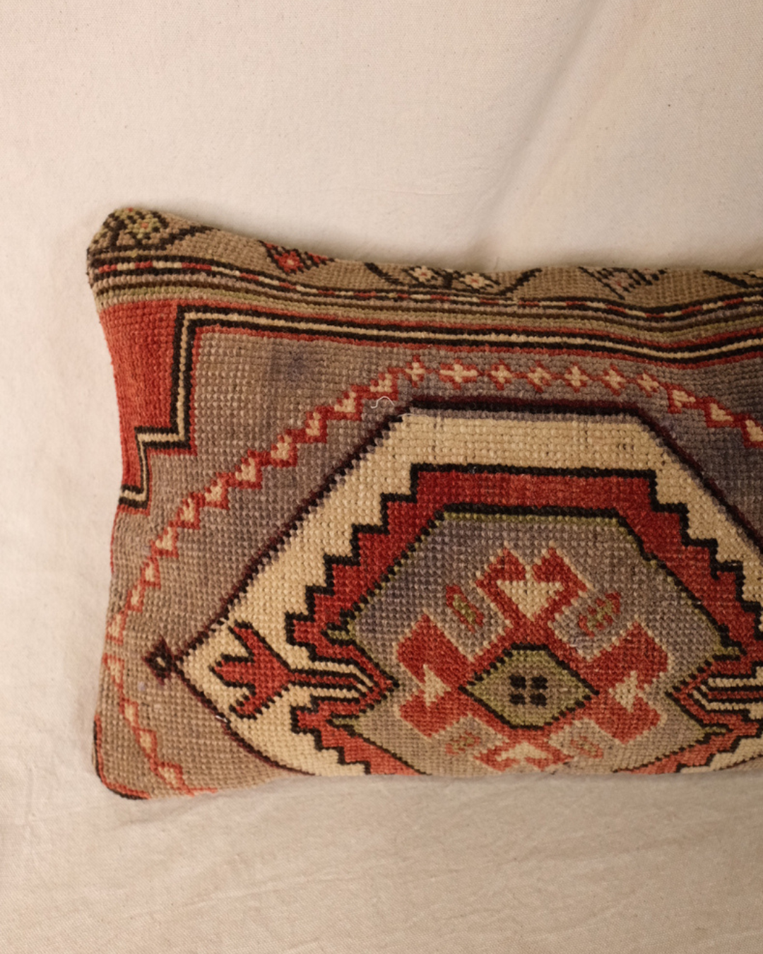 Seher Turkish Pillow
