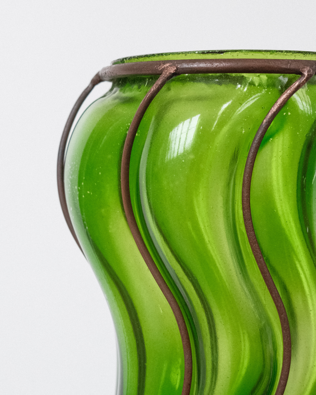 Frond Vase
