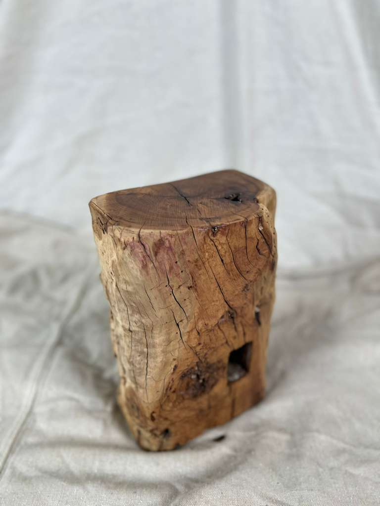 Wood Stump Stand