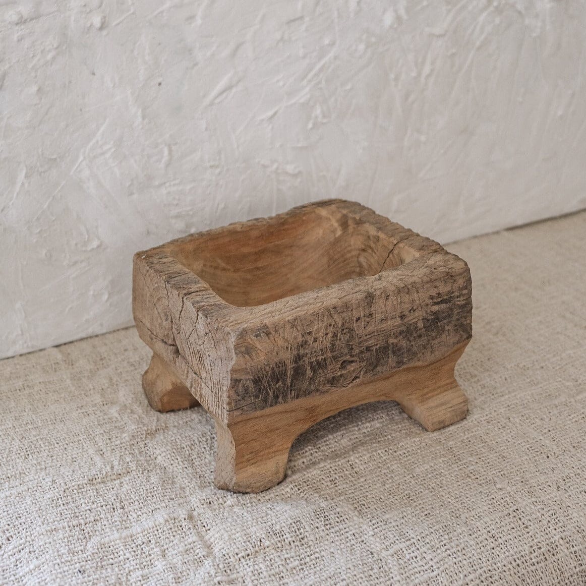 Betel Solid Teak Tray No°1 Vase Twenty Third by Deanne