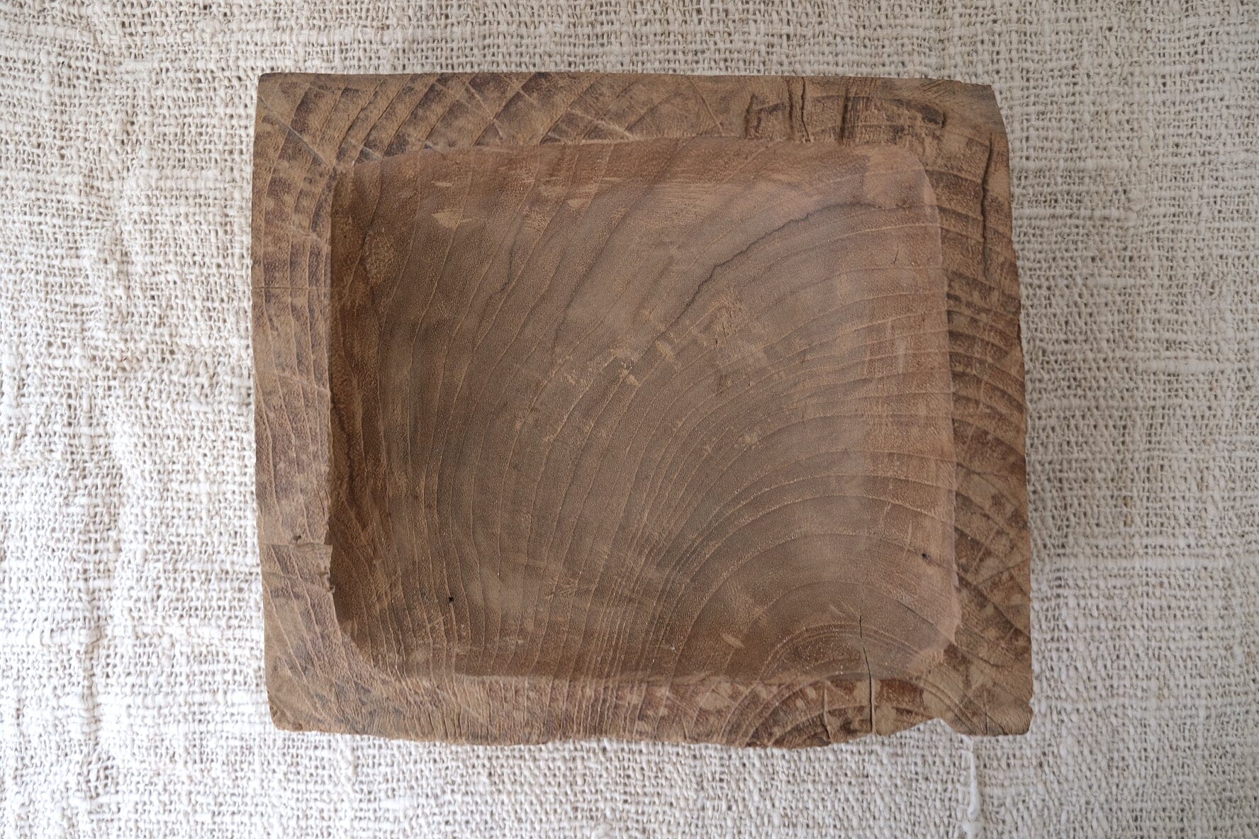 Betel Solid Teak Tray No°2 Vase Twenty Third by Deanne