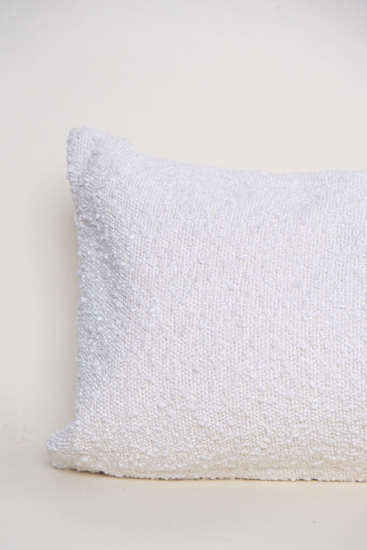 Boucle Long Lumbar: Bone Classics Twenty Third by Deanne