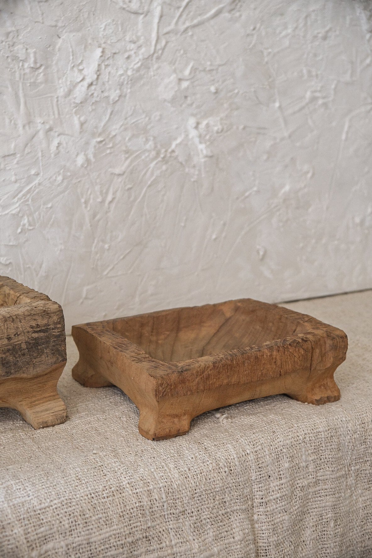 Betel Solid Teak Tray No°2 Vase Twenty Third by Deanne