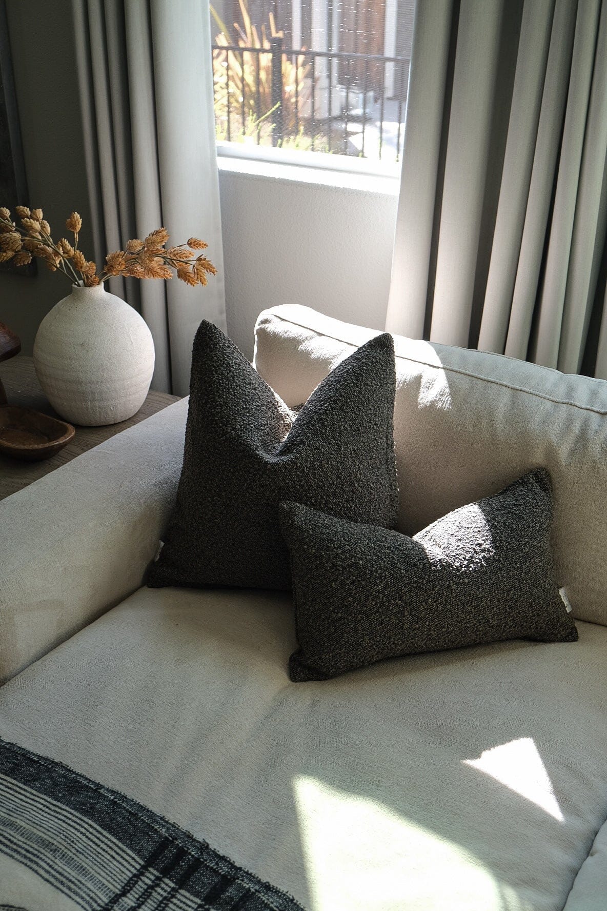 Boucle Lumbar: Smoke Classics Twenty Third by Deanne