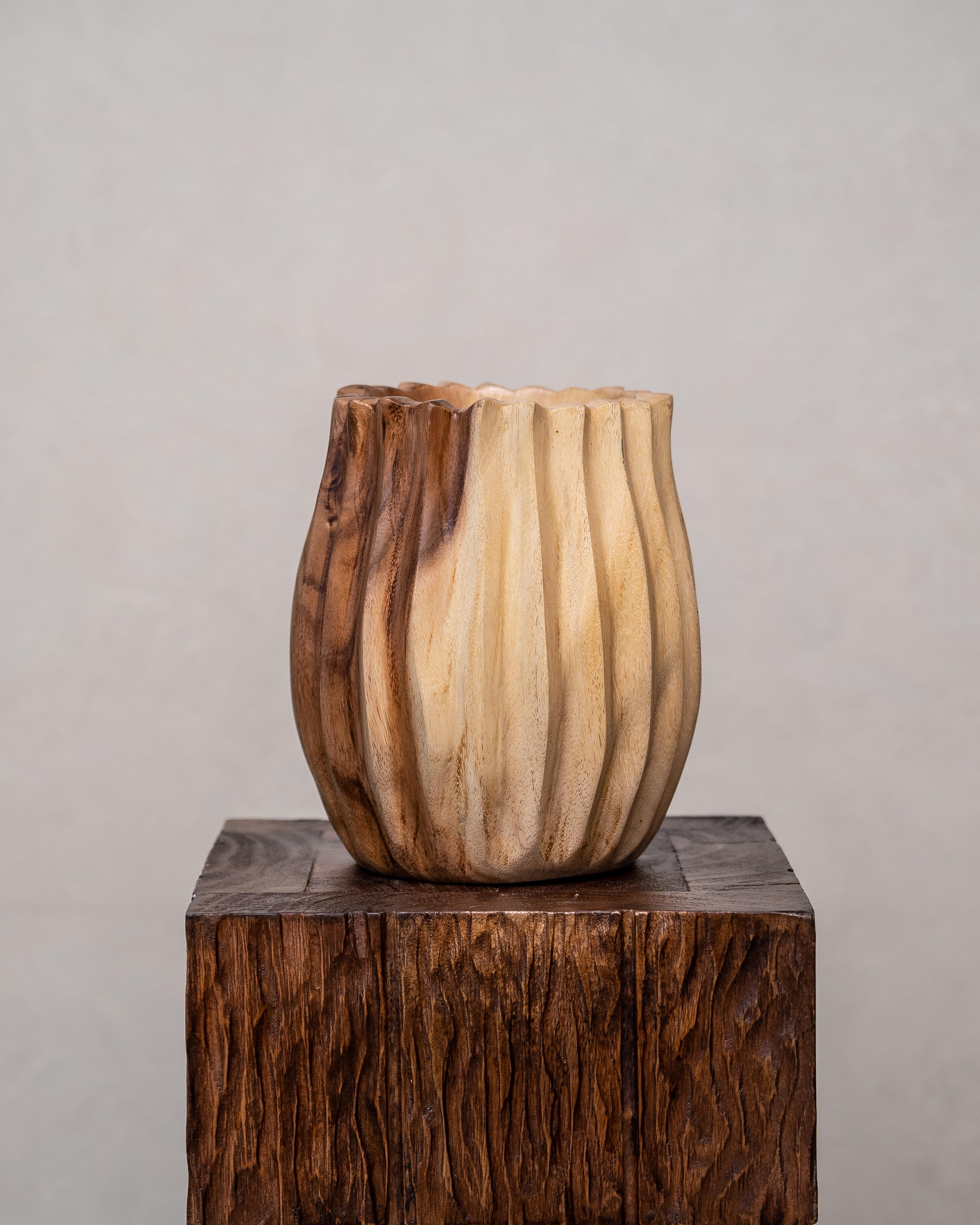 Tulip Bowl Neutral