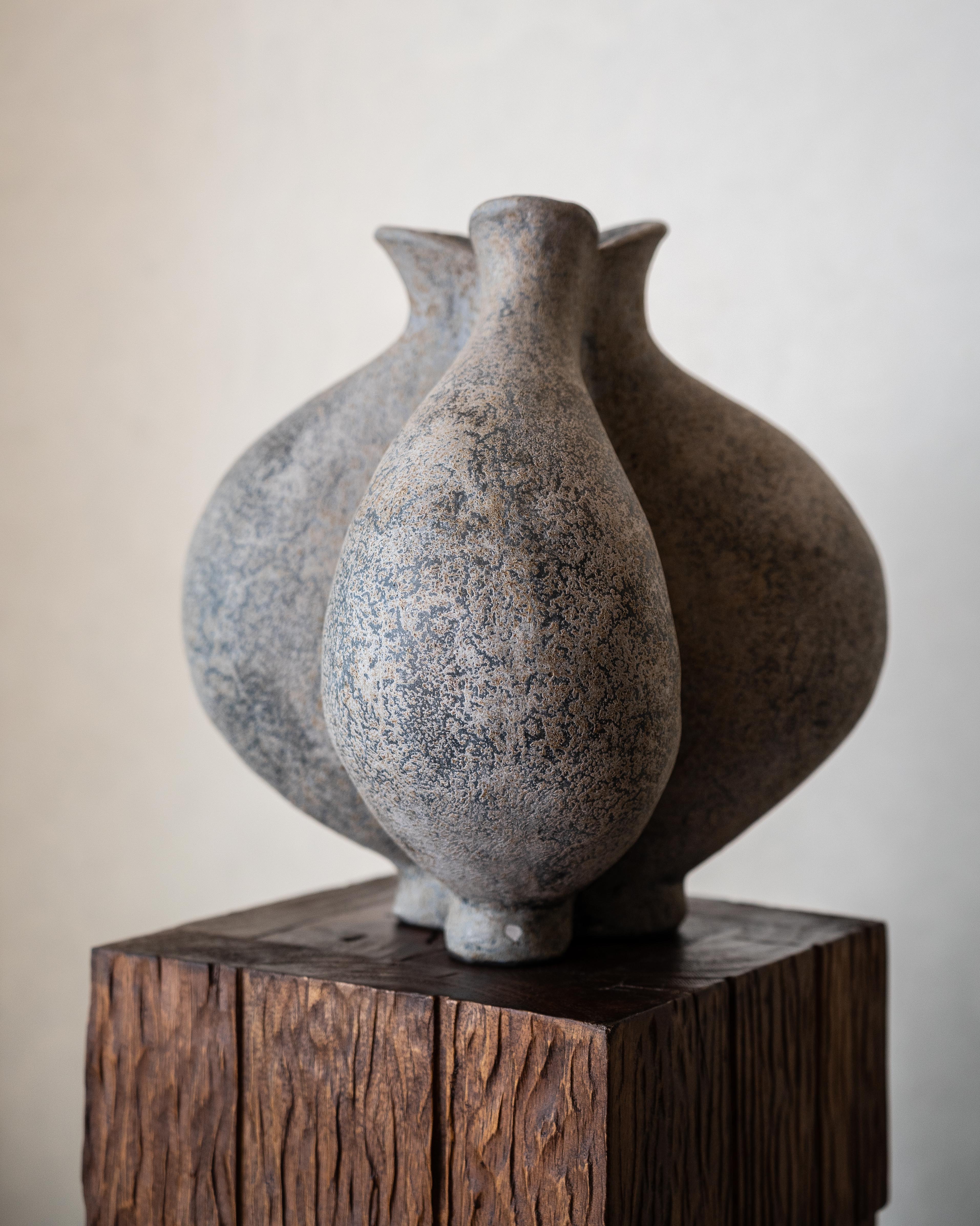 Nuri Vessel Gray