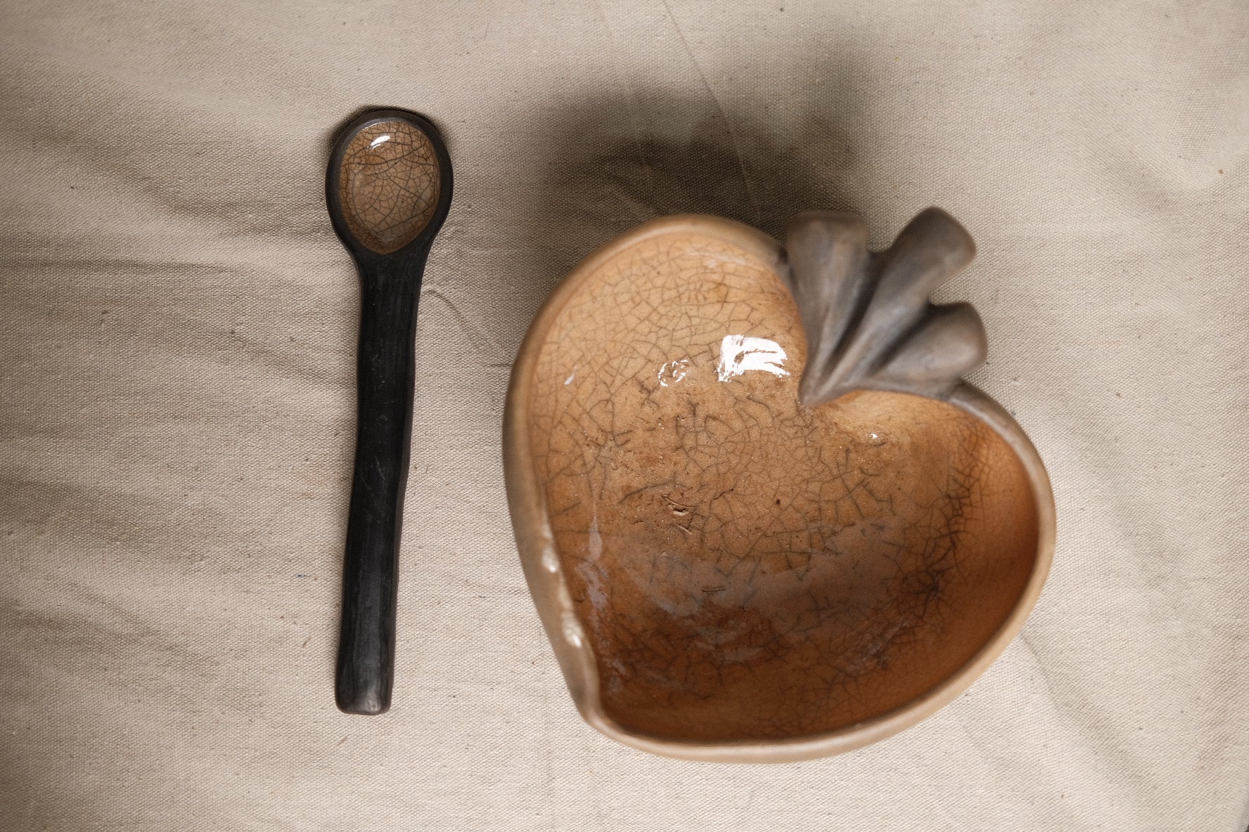 Corazon Glazed Heart Serving Bowl and Spoon Set