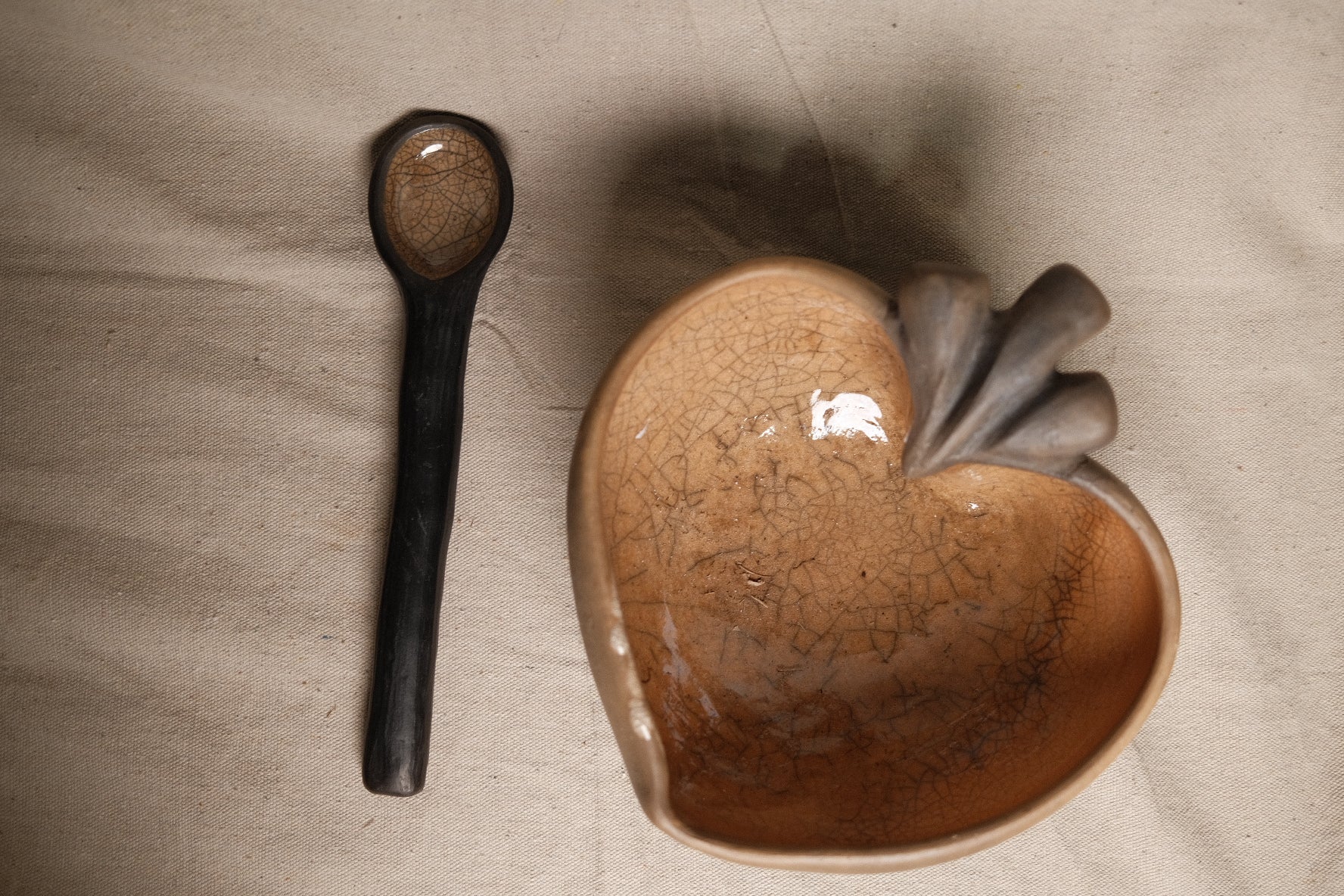 Corazon Glazed Heart Serving Bowl and Spoon Set