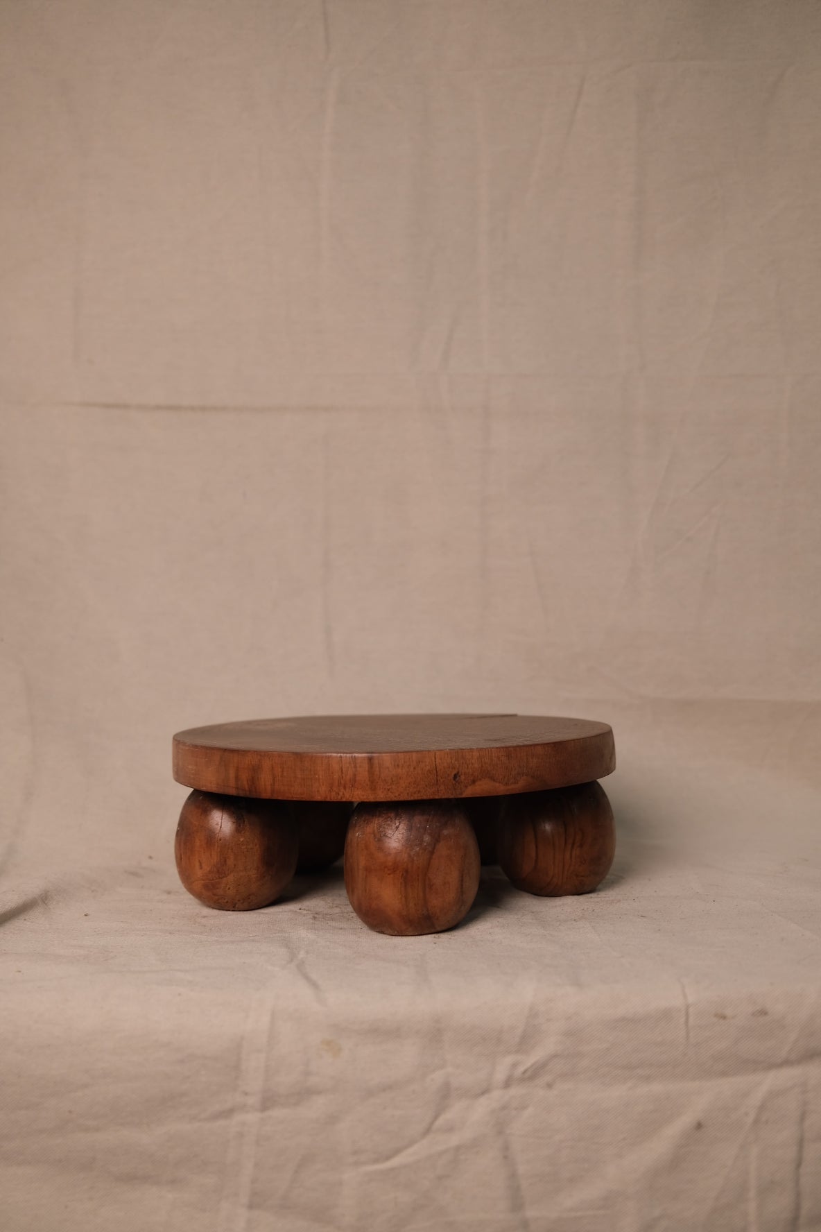 Walnut Timber Riser