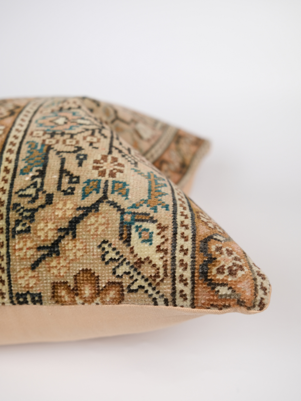 Canan Turkish Pillow