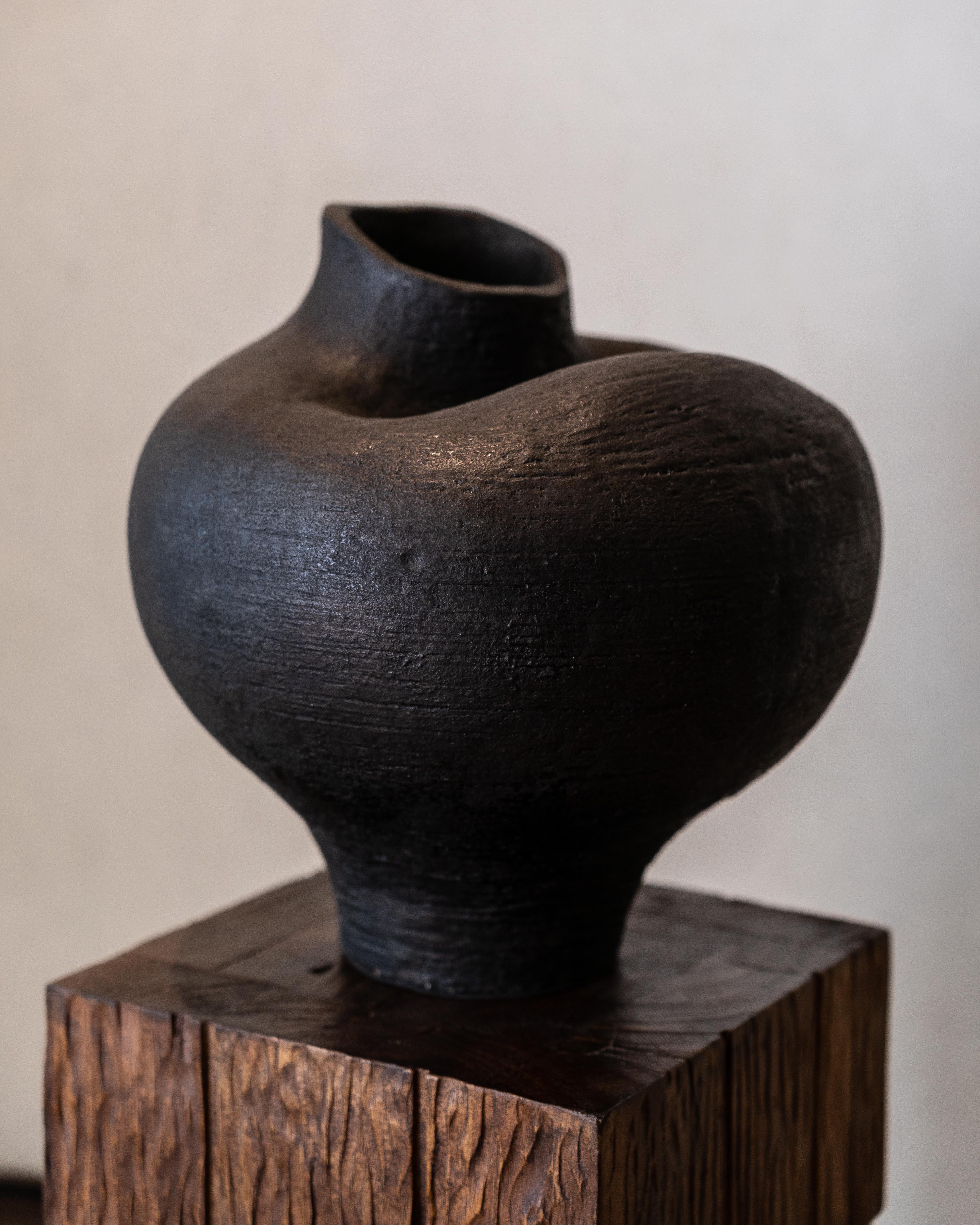 Goa Black Vessel
