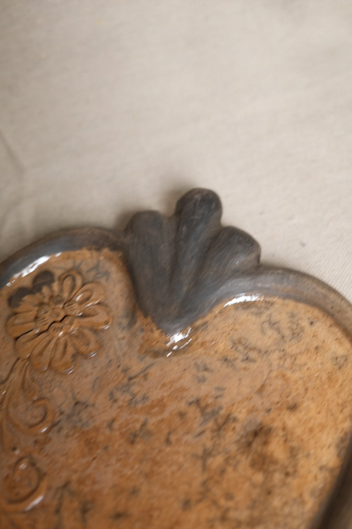 Flor de Corazón Plate