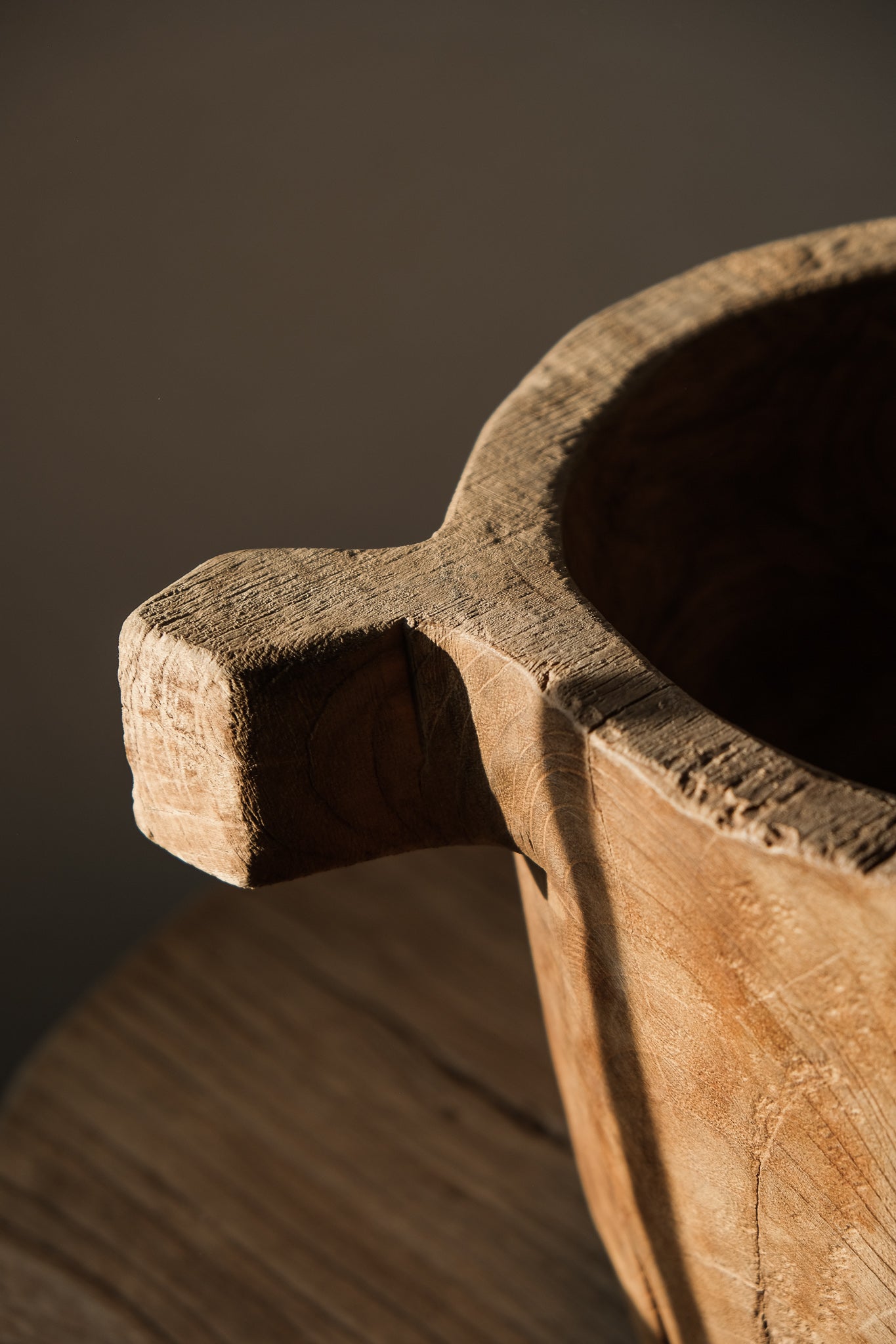 Large Solid Teak Wood Bowl Short Handle No.1