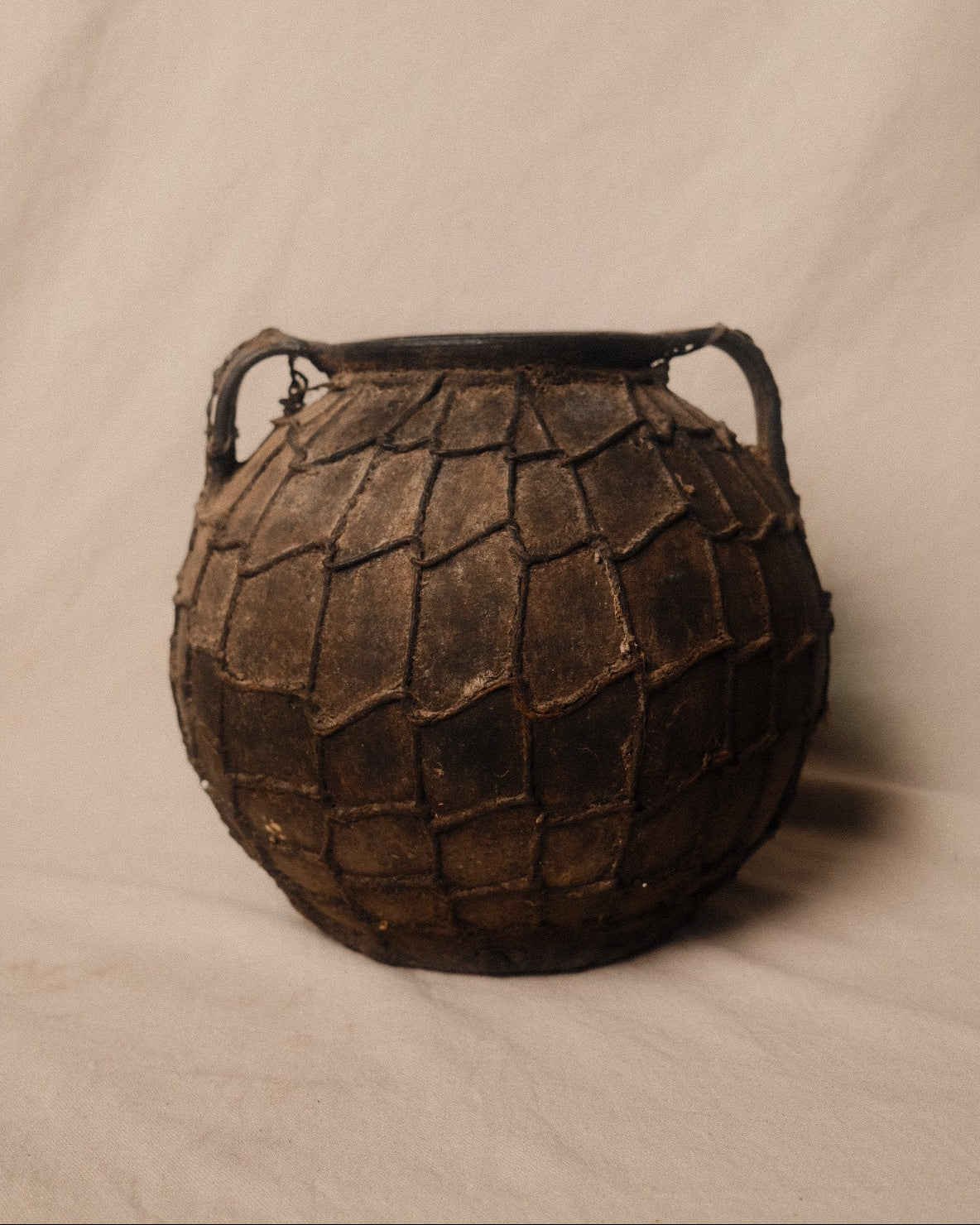 Moldova Black Pot