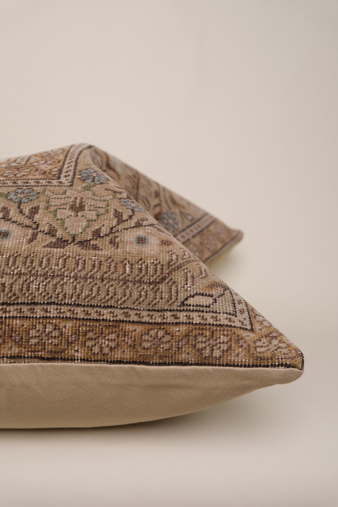 Jovy Turkish Vintage Rug Pillow No.3