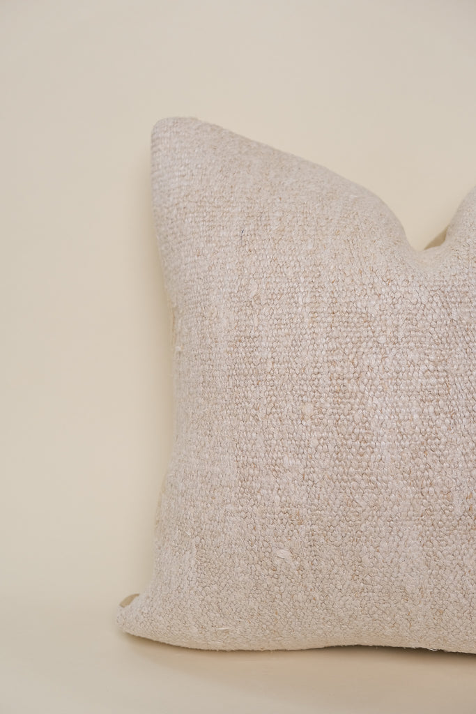 Andy Kilim Pillow No.1