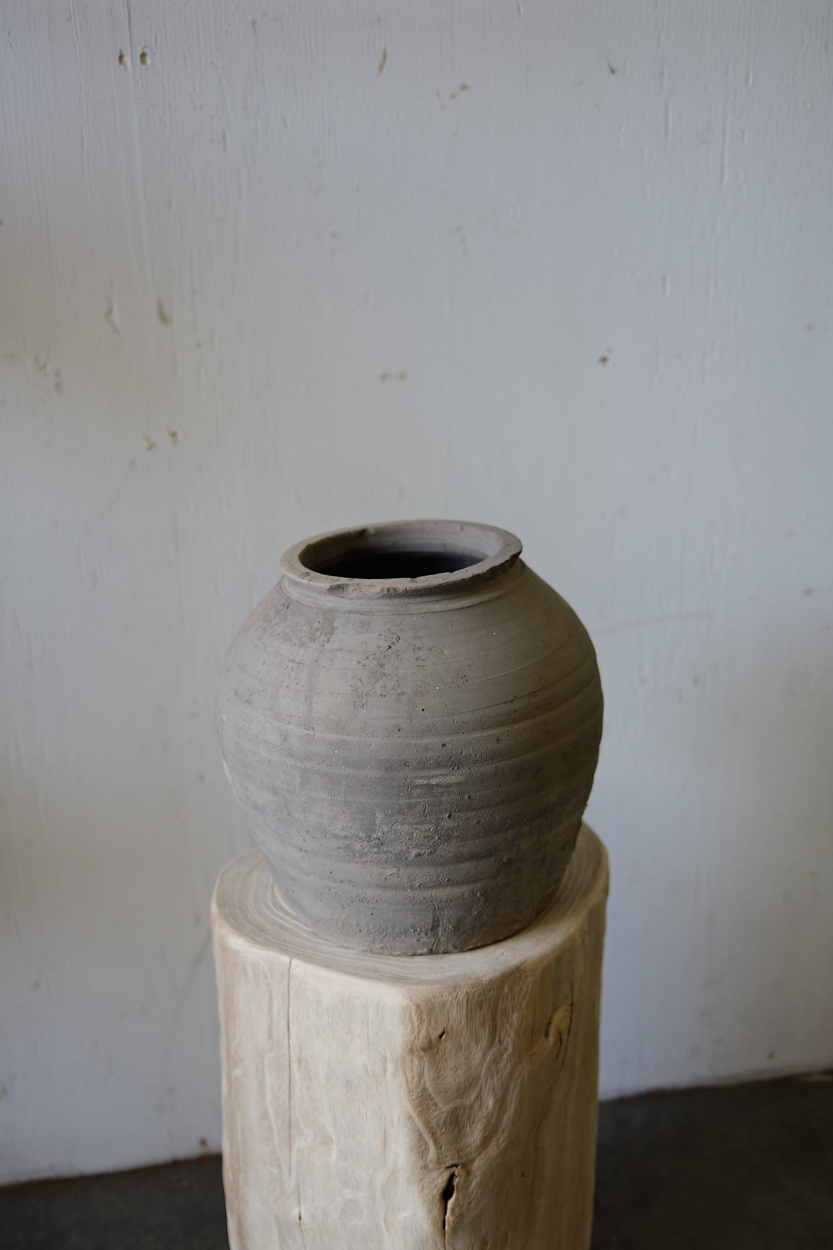 Large Gray Pot