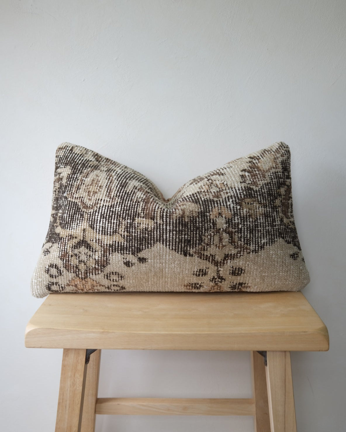 Soraya Turkish Lumbar