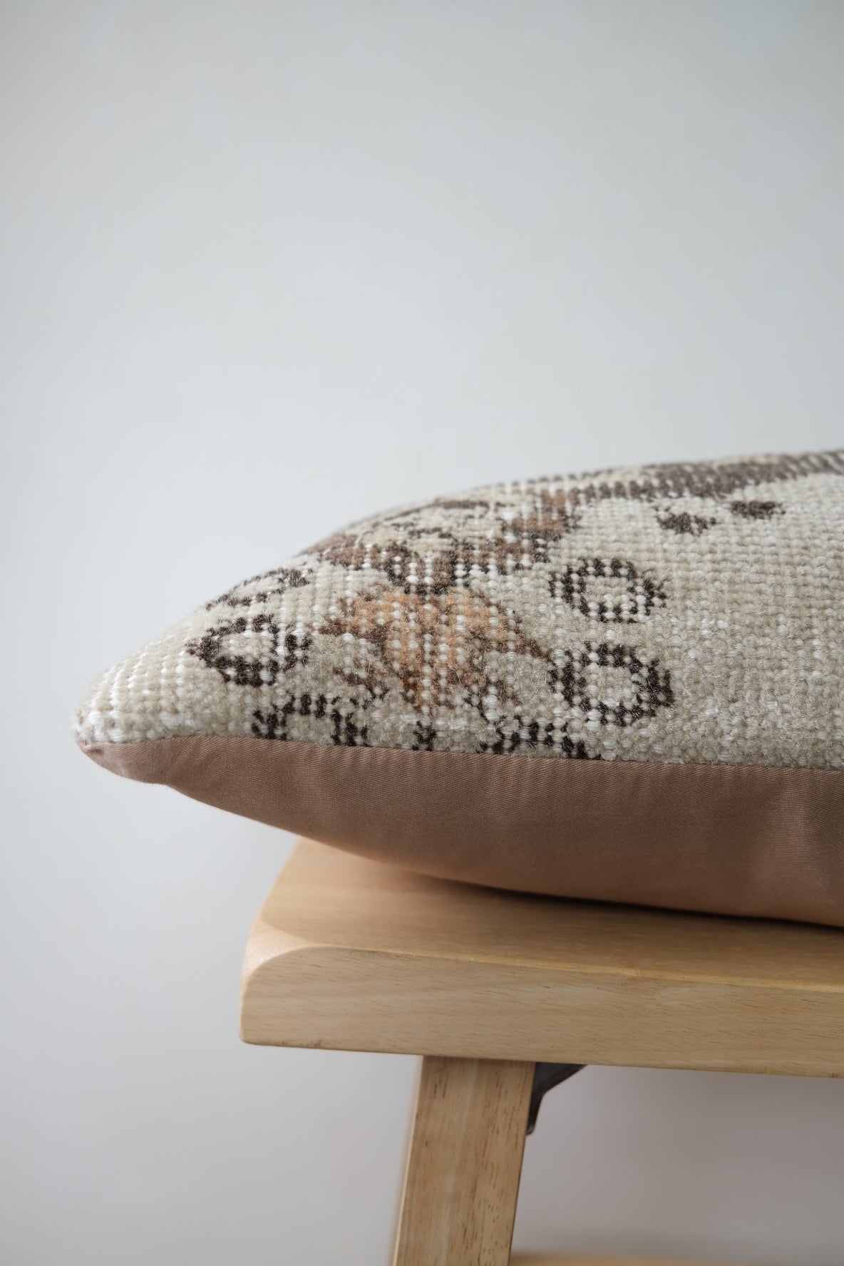 Soraya Turkish Lumbar