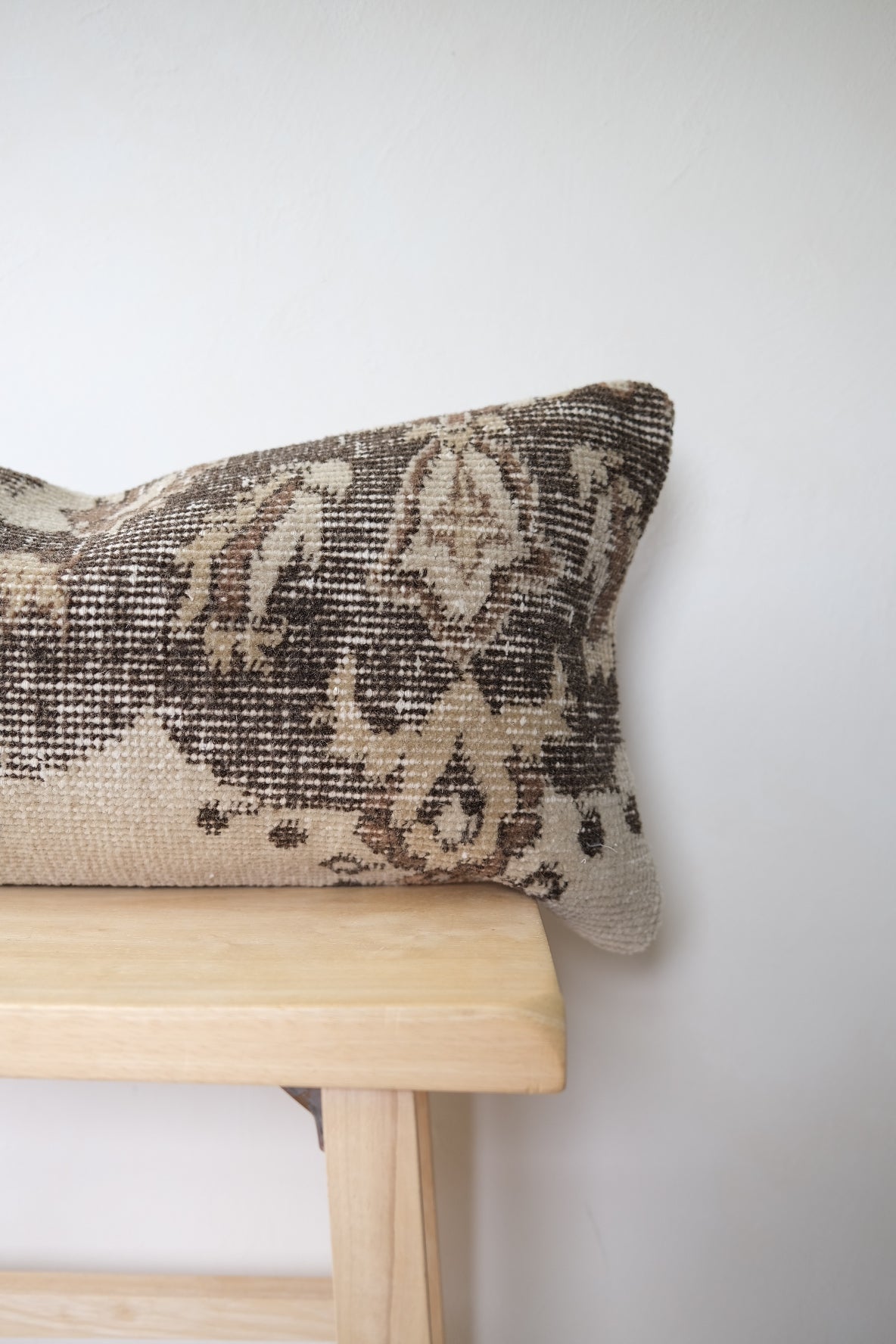 Soraya Turkish Lumbar