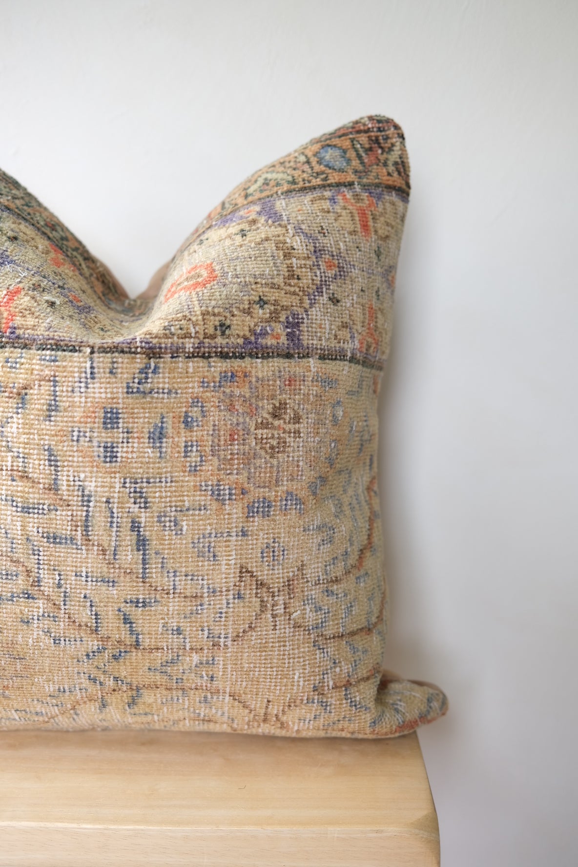 Sola Turkish Pillow Var. 1