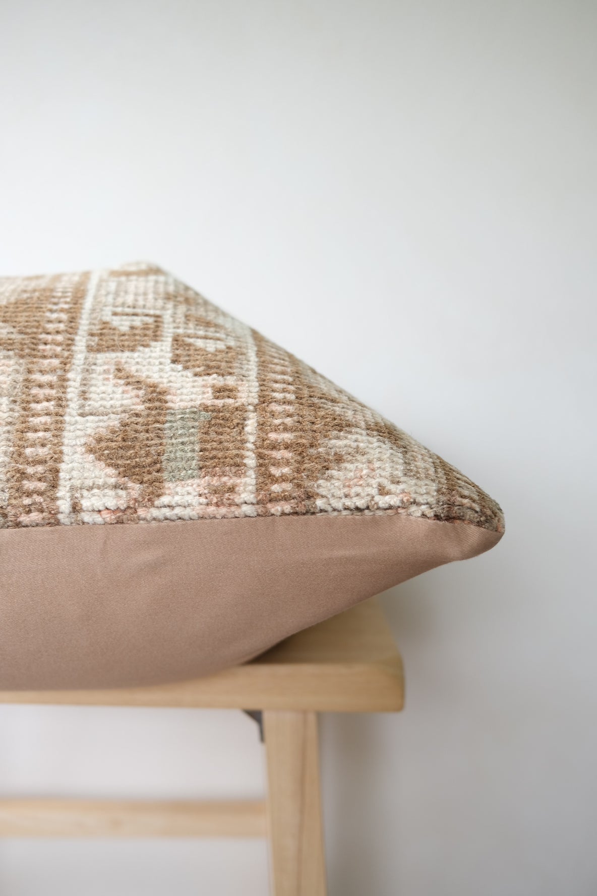 Sera Turkish Pillow Var. 1
