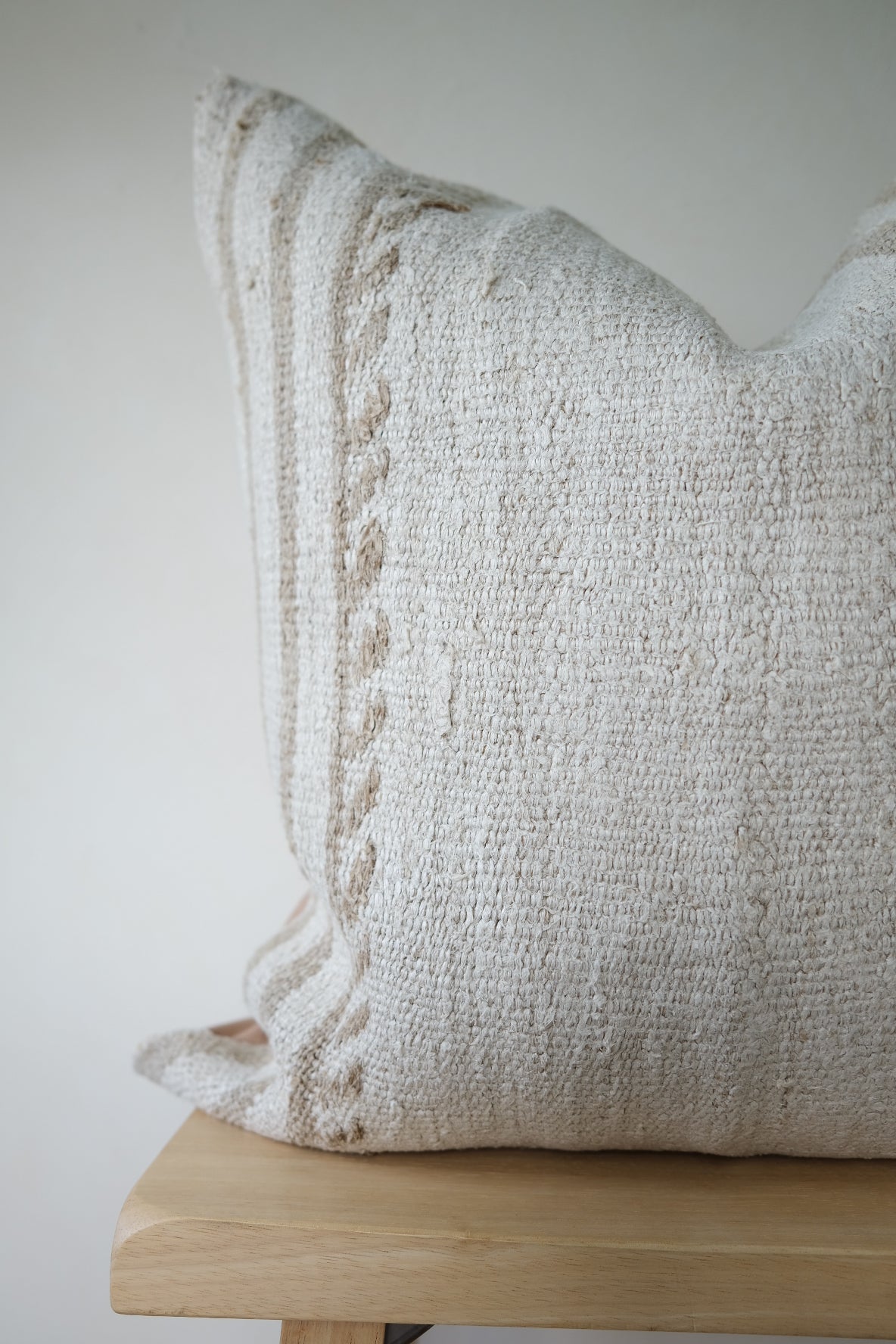 Aleric Kilim Pillow Var. 3