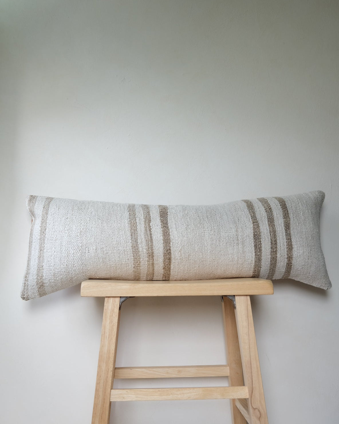 Aleric Kilim Long Lumbar