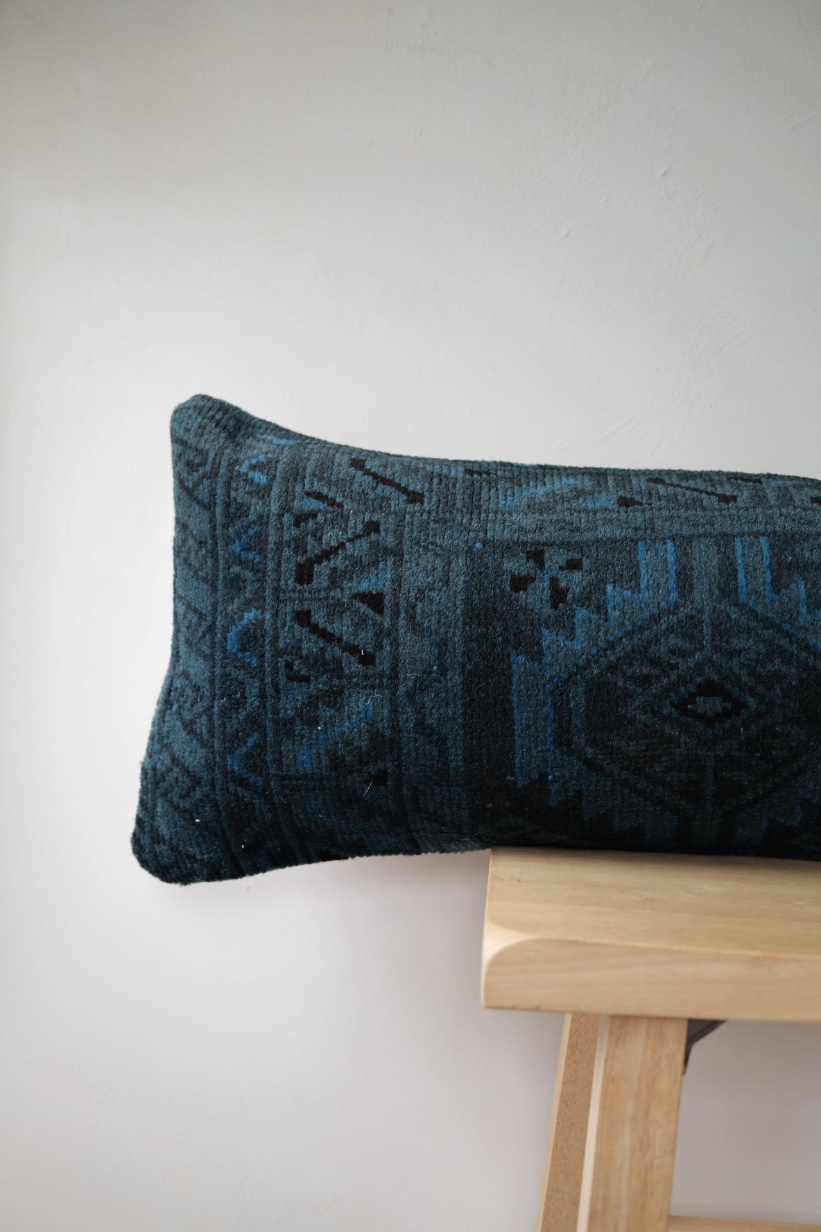 Zola Turkish Long Lumbar