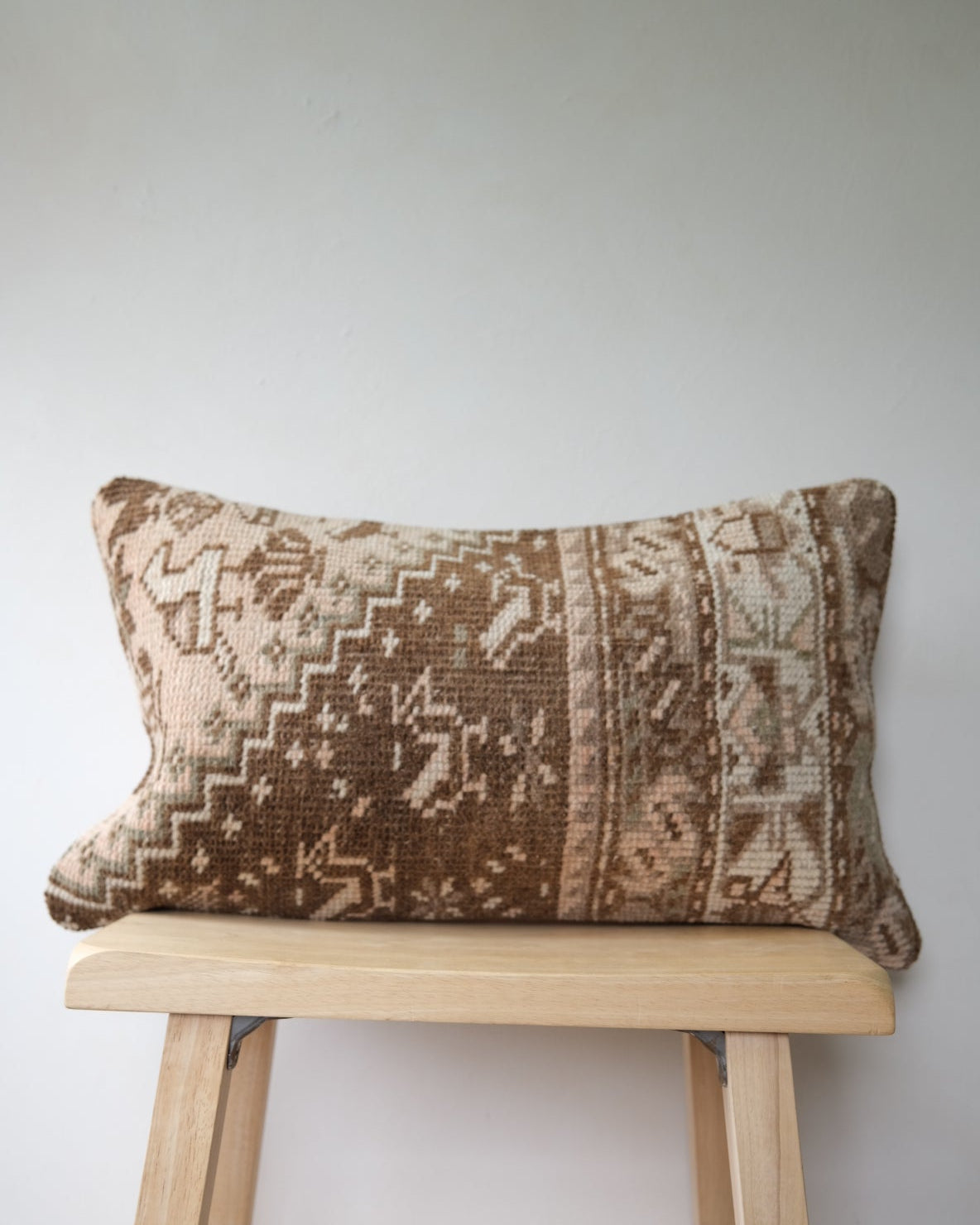 Sera Turkish Lumbar Var. 2