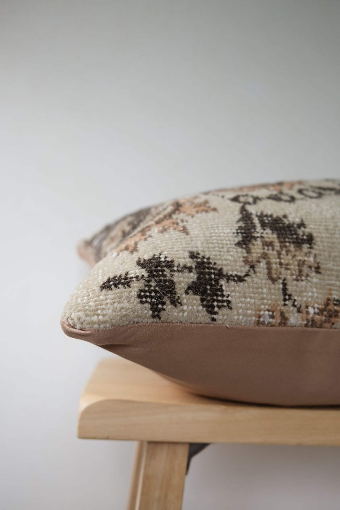 Soraya Turkish Lumbar