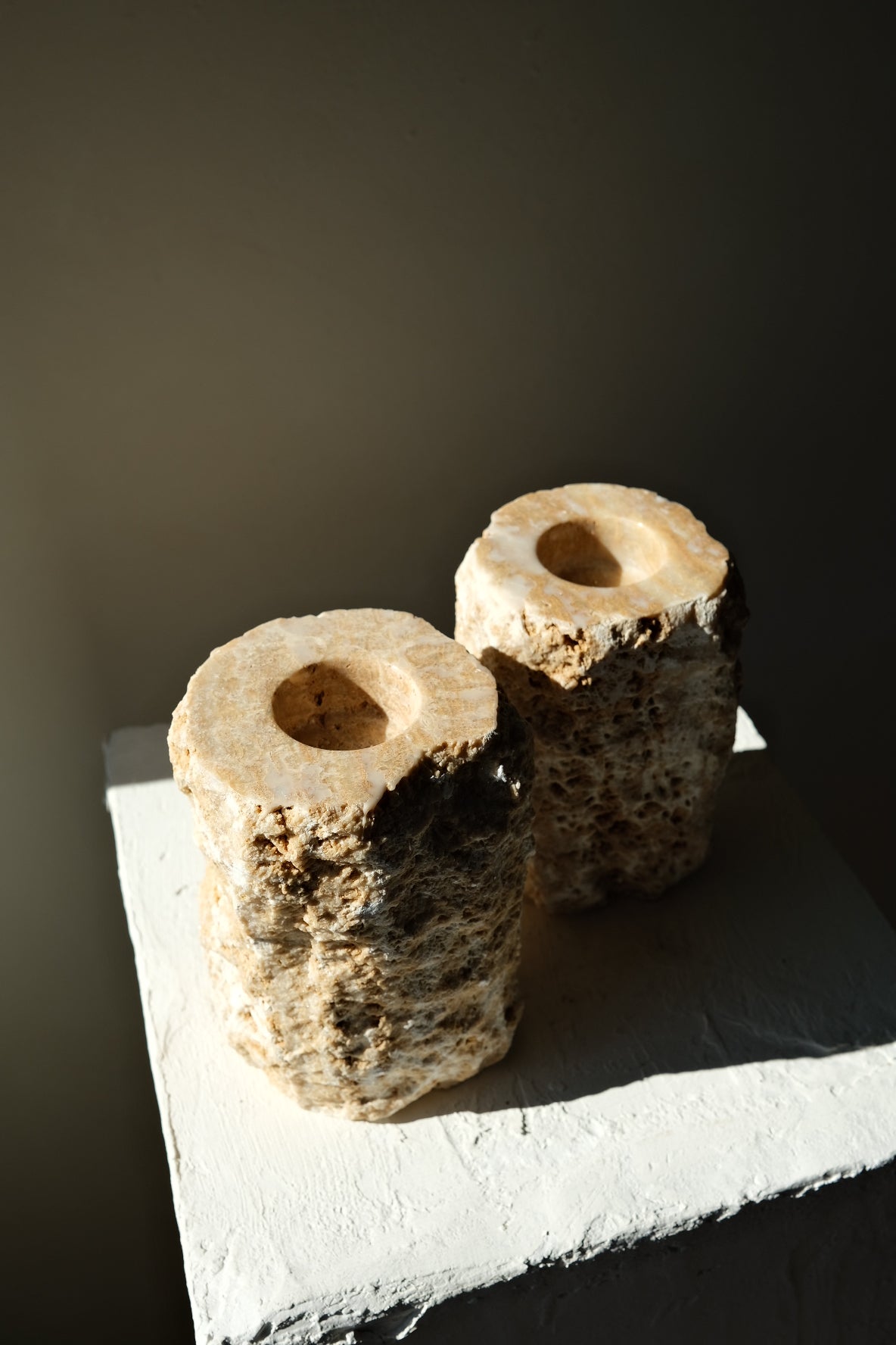 Aruna Onyx Candle Holder