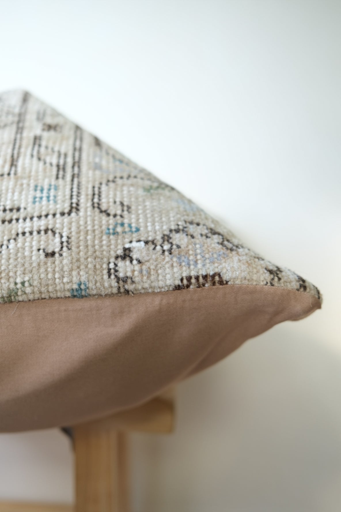 Charlie Turkish Pillow Var.3