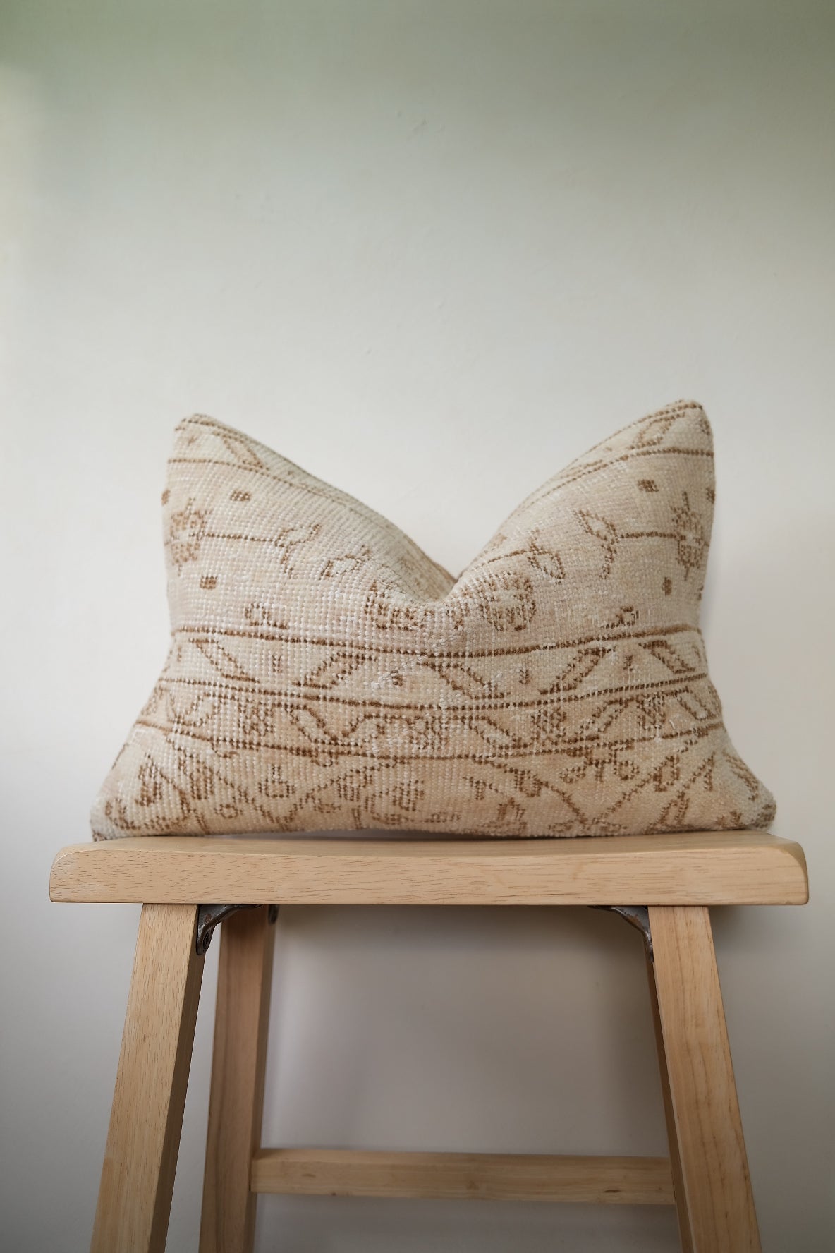 Rebecca Turkish Lumbar